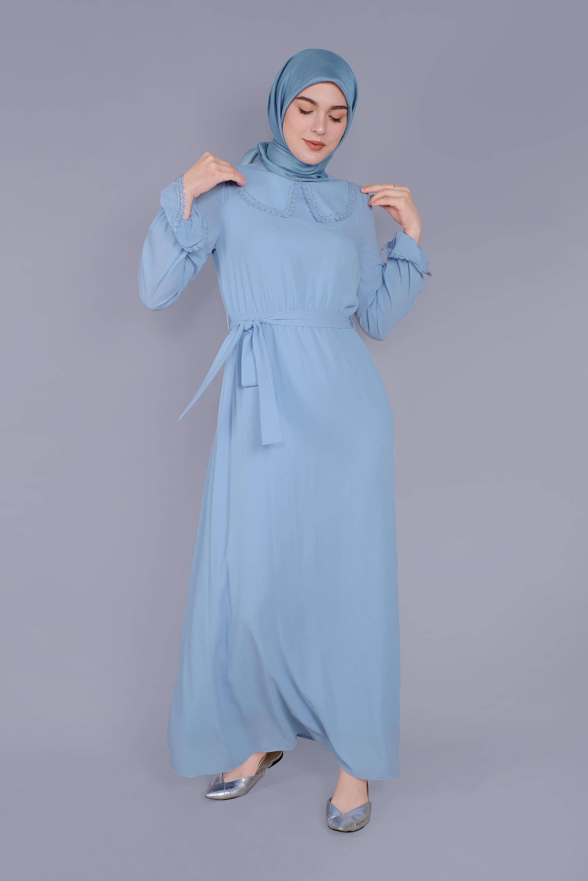 Tesettür giyim MAVİ BONCUKLU NAKIŞLI MANŞETLERİ LASTİKLİ ELBİSE 40800 