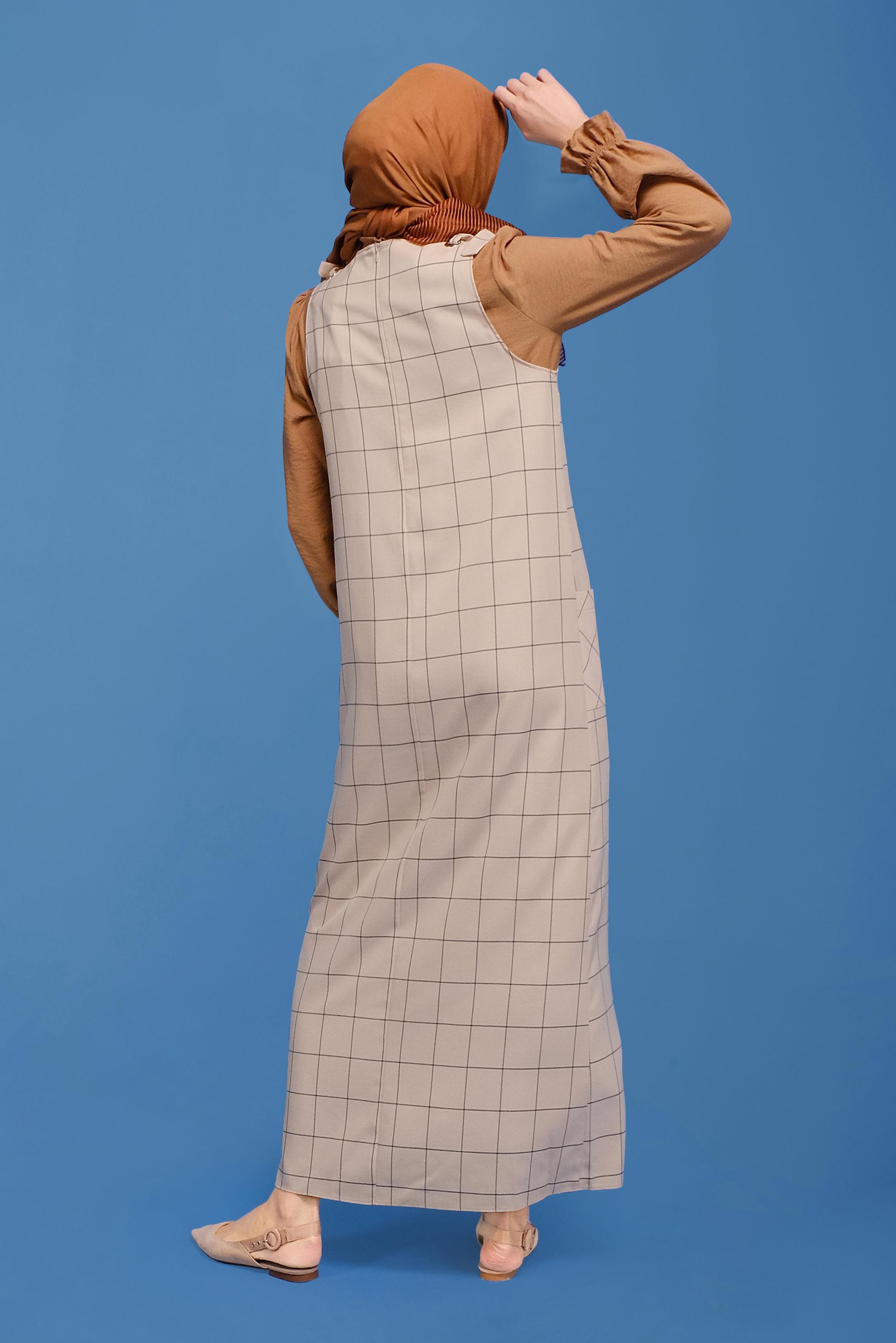 Tesettür giyim BEJ OMUZ DETAYLI CEPLİ JİLE 40832