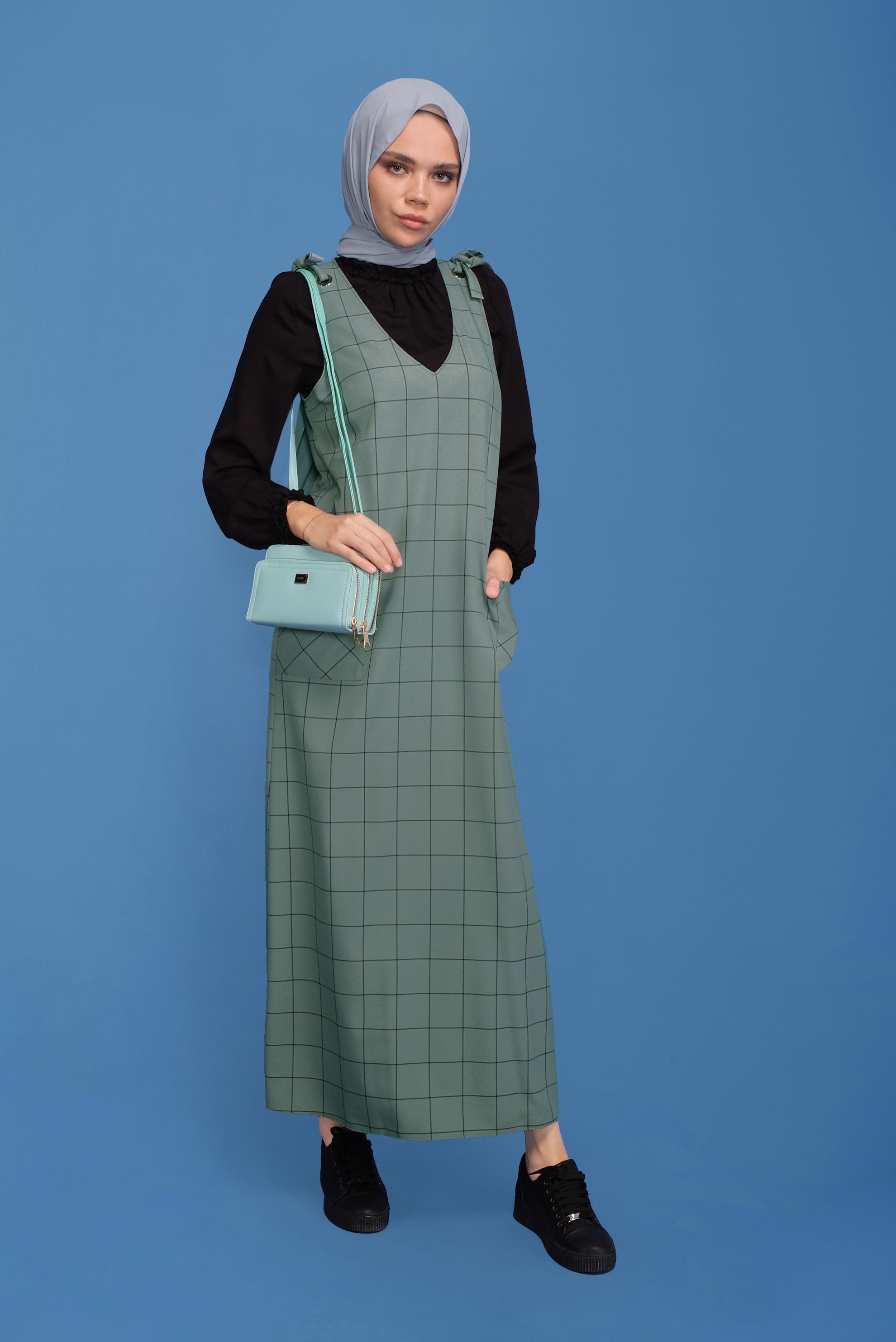 Tesettür giyim YEŞİL OMUZ DETAYLI CEPLİ JİLE 40832