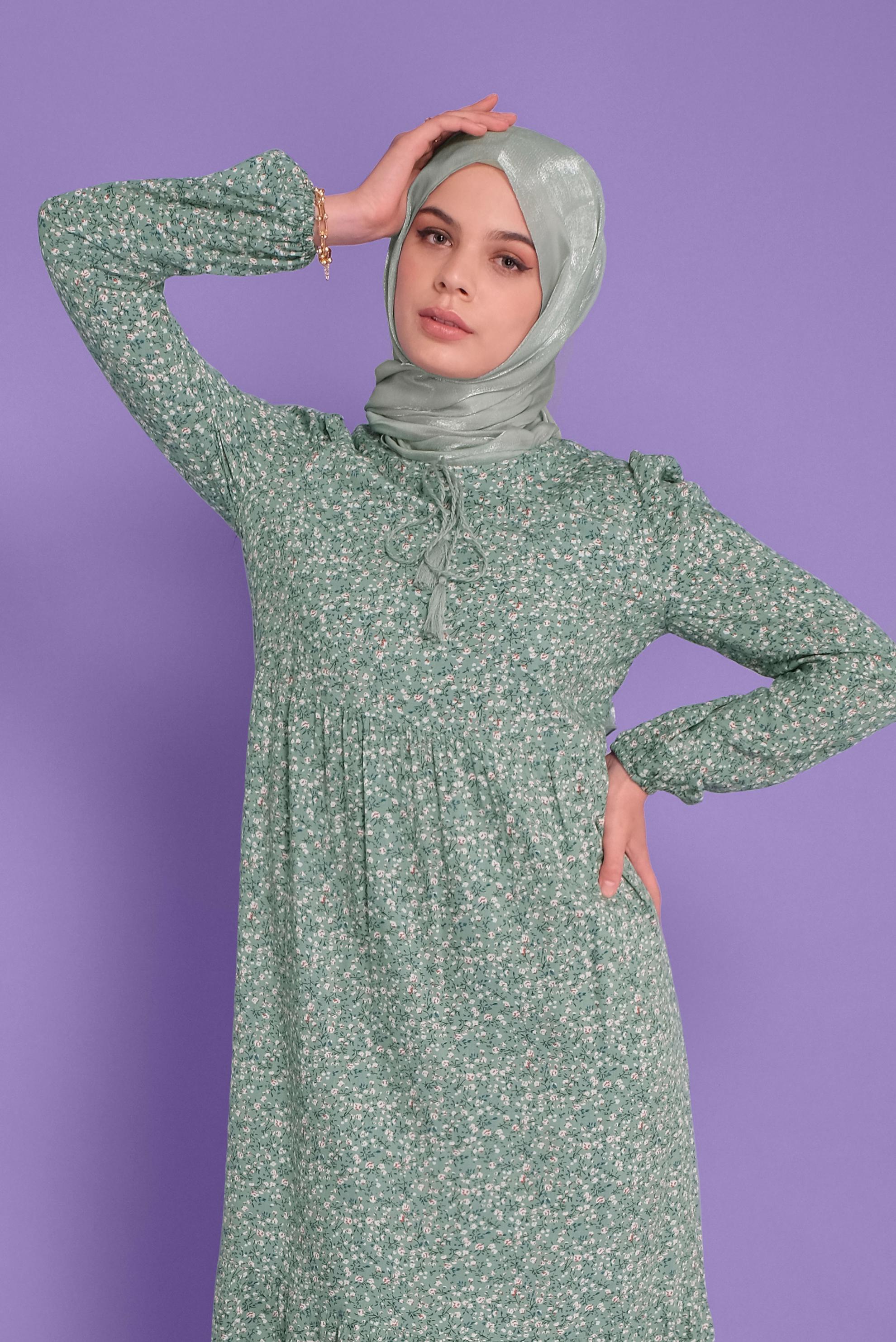 Tesettür giyim MAVİ ÇİÇEK DESENLİ ELBİSE 40837 