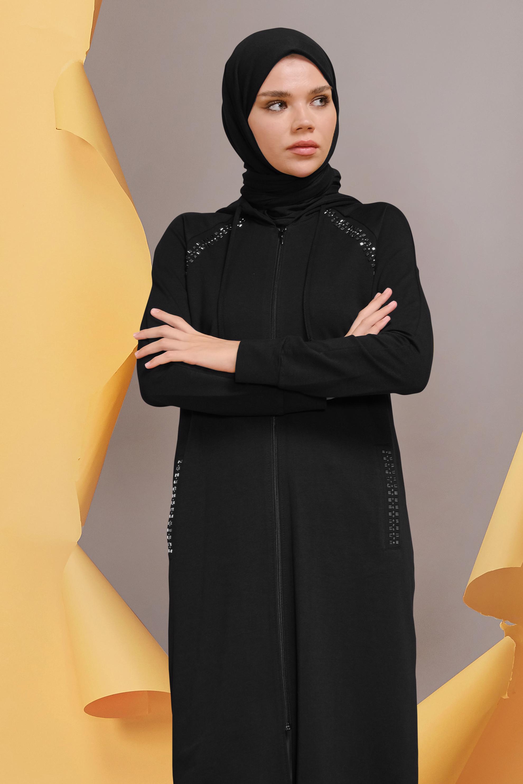 Tesettür giyim SİYAH TAŞ BASKILI EŞOFMAN TUNİK 40721	