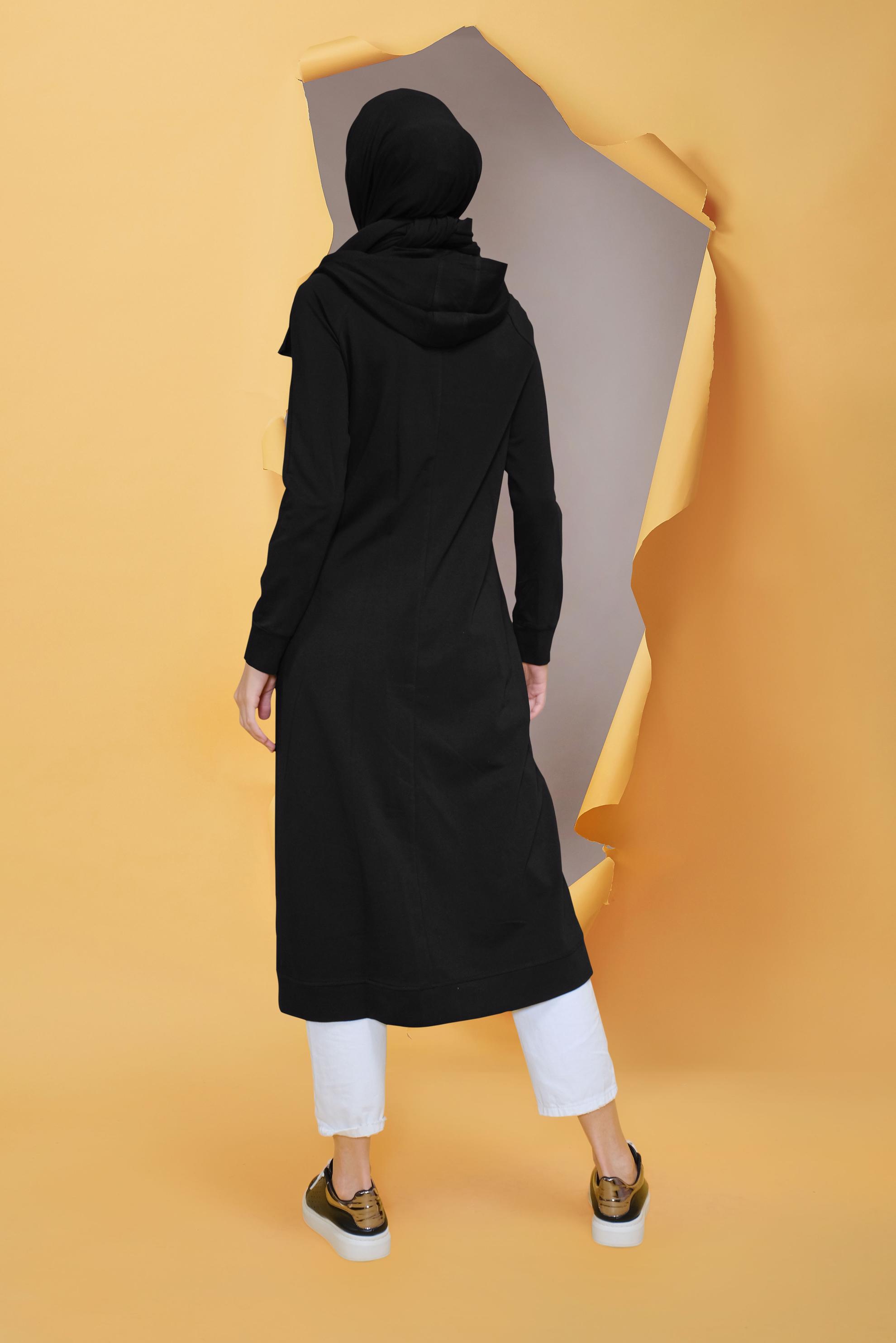 Tesettür giyim SİYAH TAŞ BASKILI EŞOFMAN TUNİK 40721	