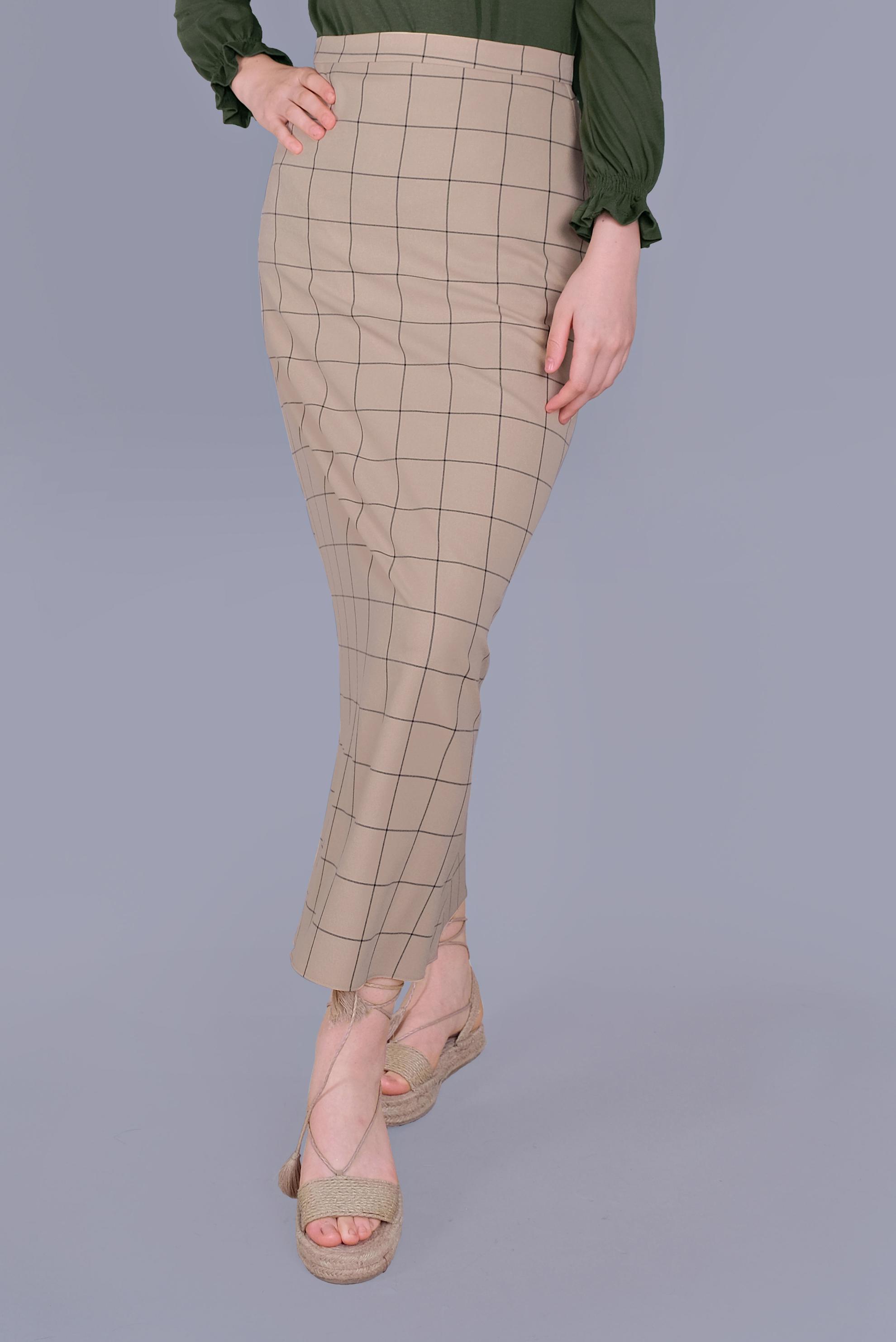 Tesettür giyim BEJ KARELİ KALEM ETEK 60092 