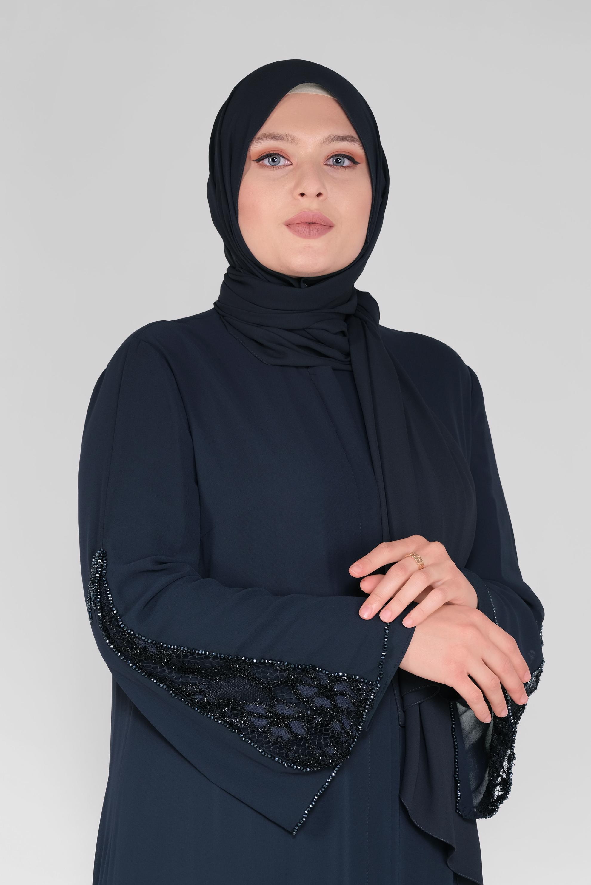 Tesettür giyim LACİVERT BONCUK İŞLEMELİ DANTELLİ GENİŞ KOL FERACE 80001 