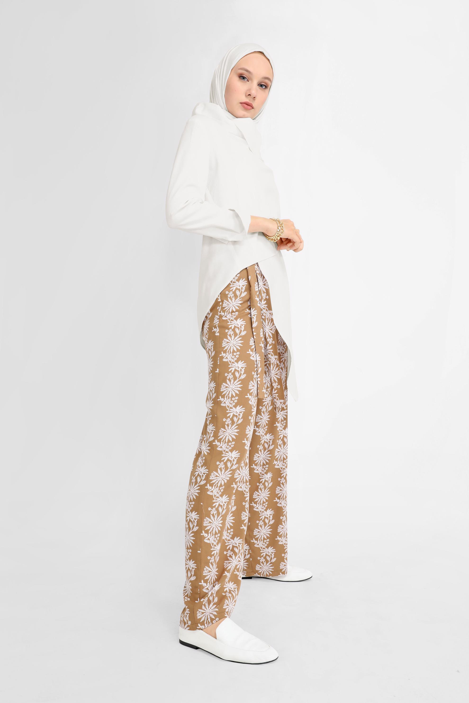 Tesettür giyim KAHVE NAKIŞLI KUŞAKLI PANTOLON 70107