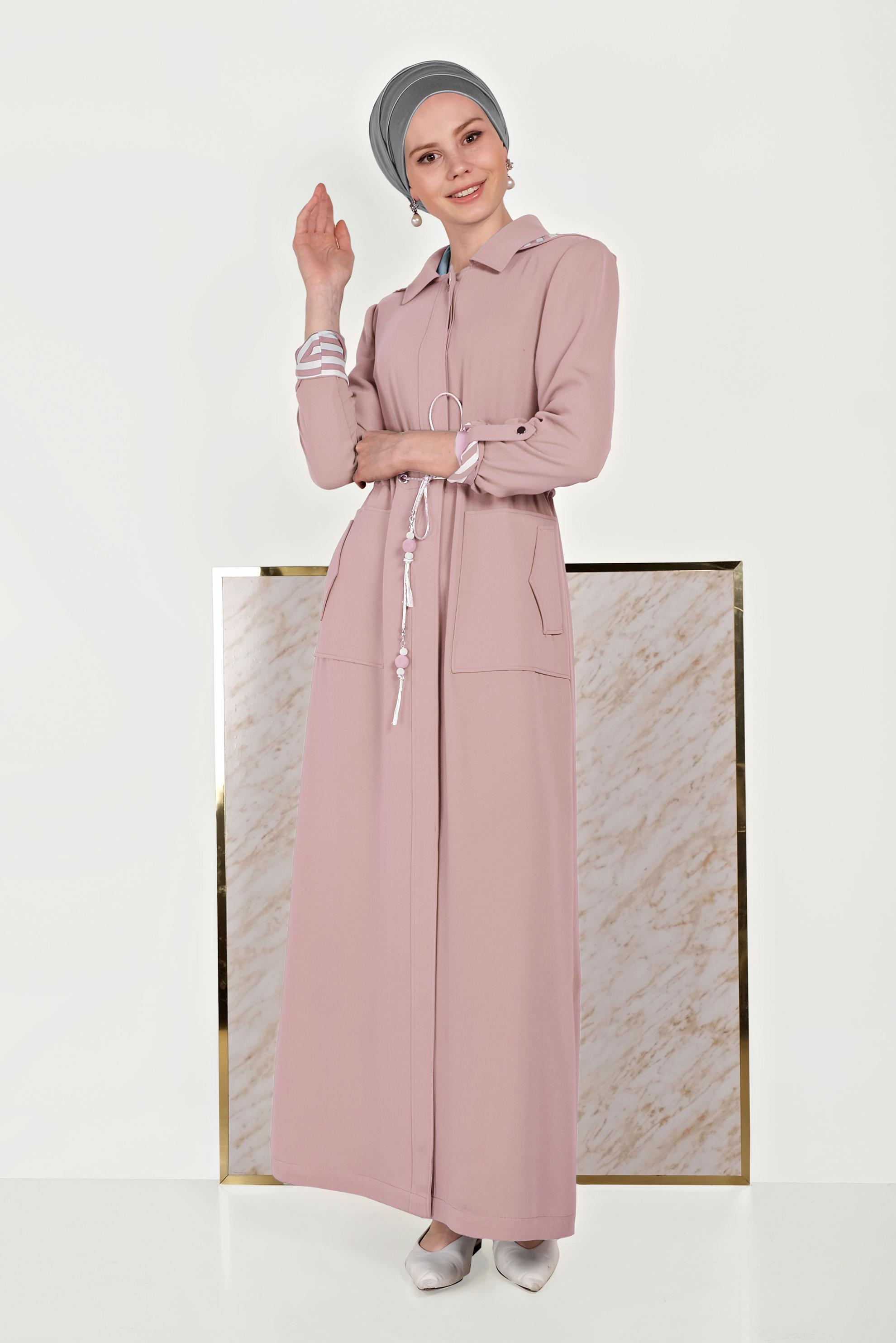 Tesettür giyim PUDRA BELİ BÜZGÜLÜ KAPÜŞONLU PARDESÜ 10168