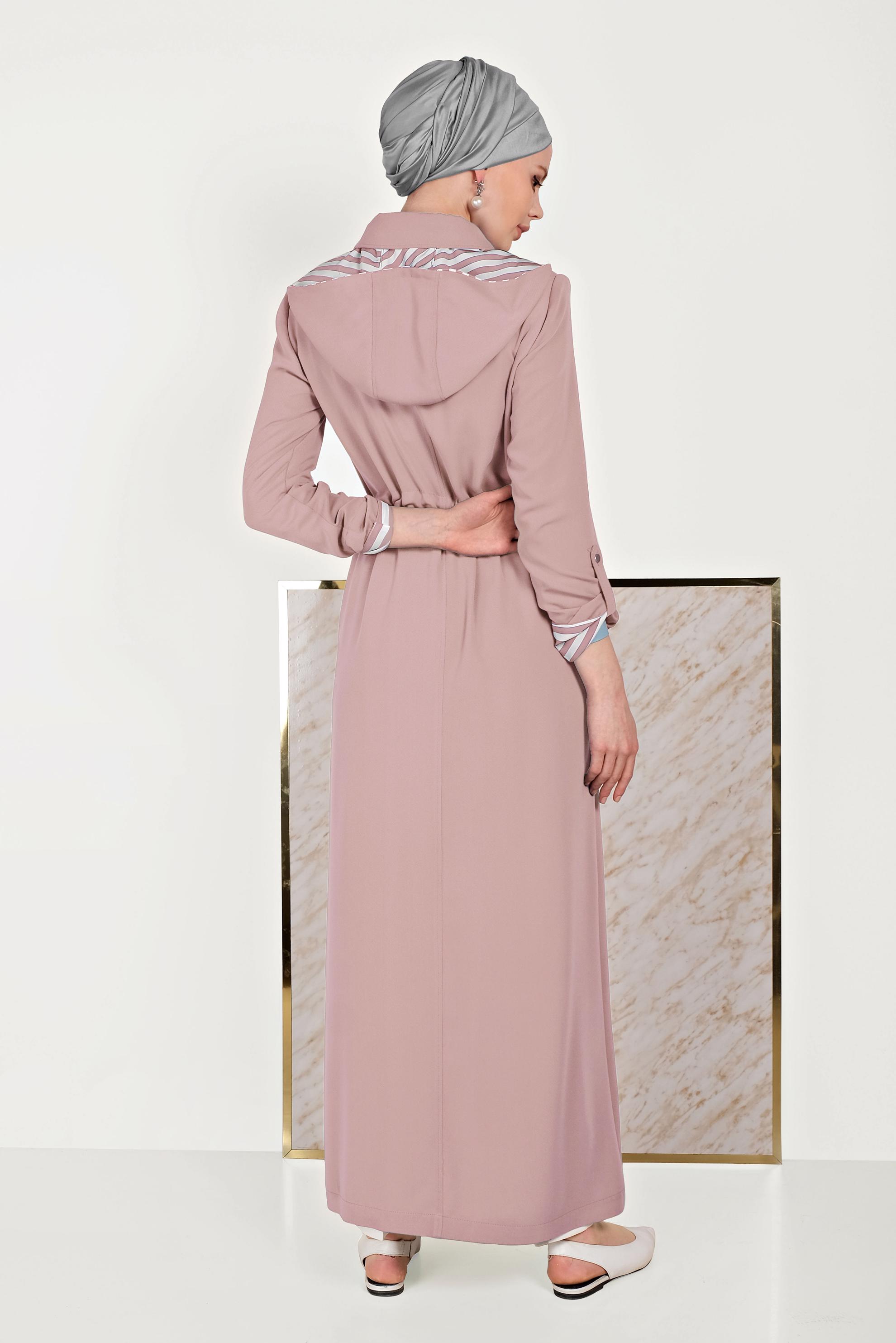 Tesettür giyim PUDRA BELİ BÜZGÜLÜ KAPÜŞONLU PARDESÜ 10168