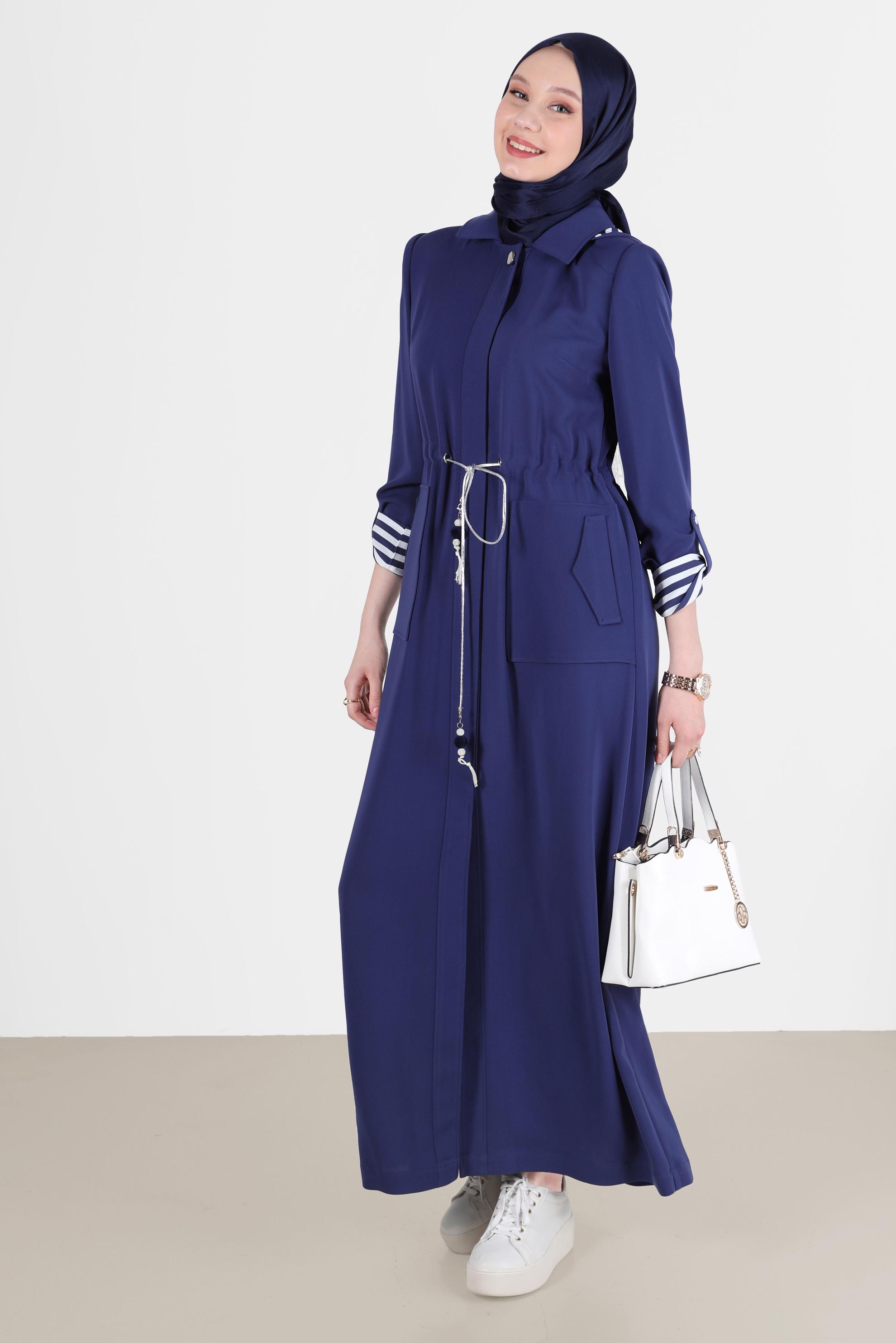 Tesettür giyim LACİVERT BELİ BÜZGÜLÜ KAPÜŞONLU PARDESÜ 10168