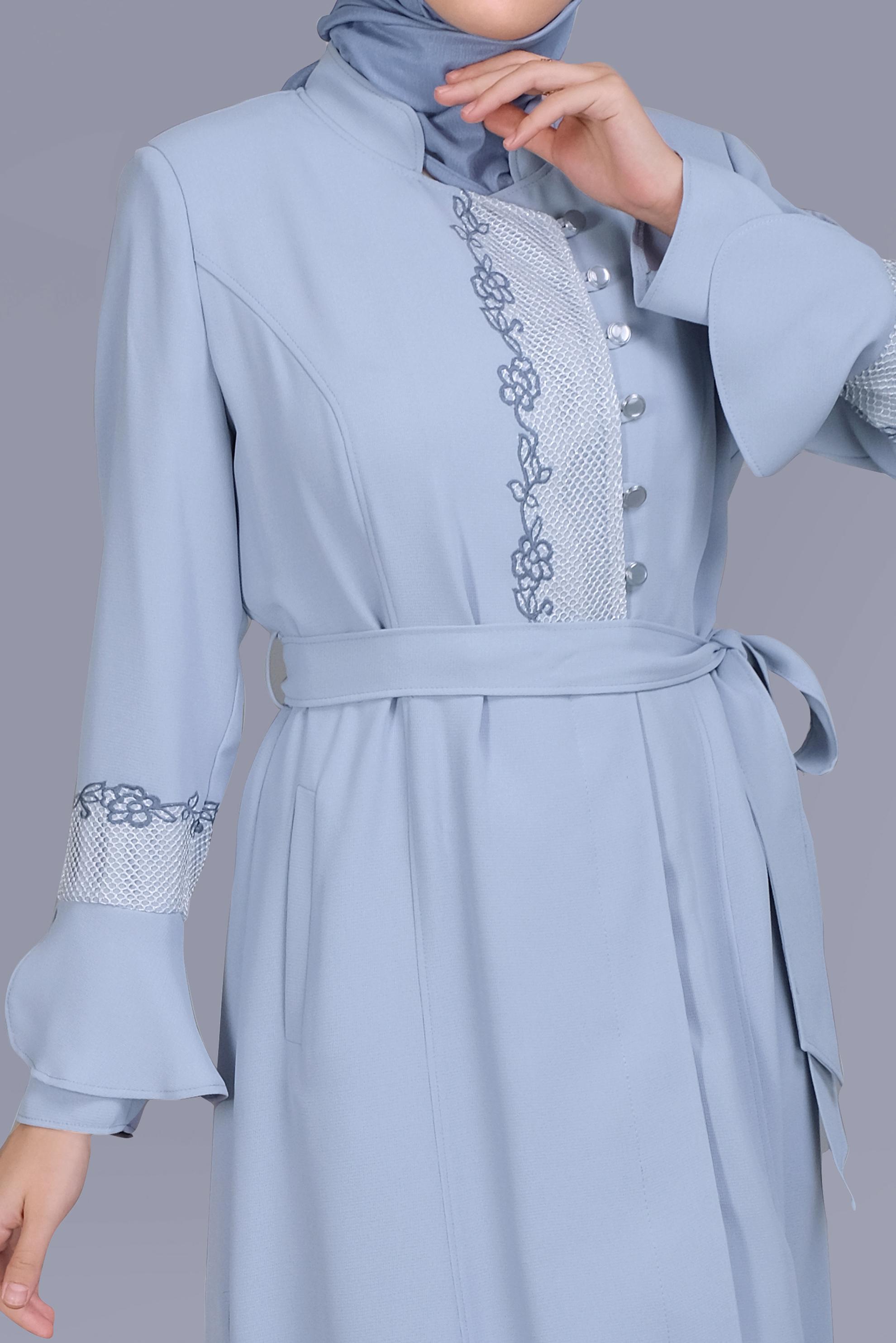 Vêtements hijab BLEU COUCHE DE FINITION DÉTAILLÉE DE BRODERIE 10199 