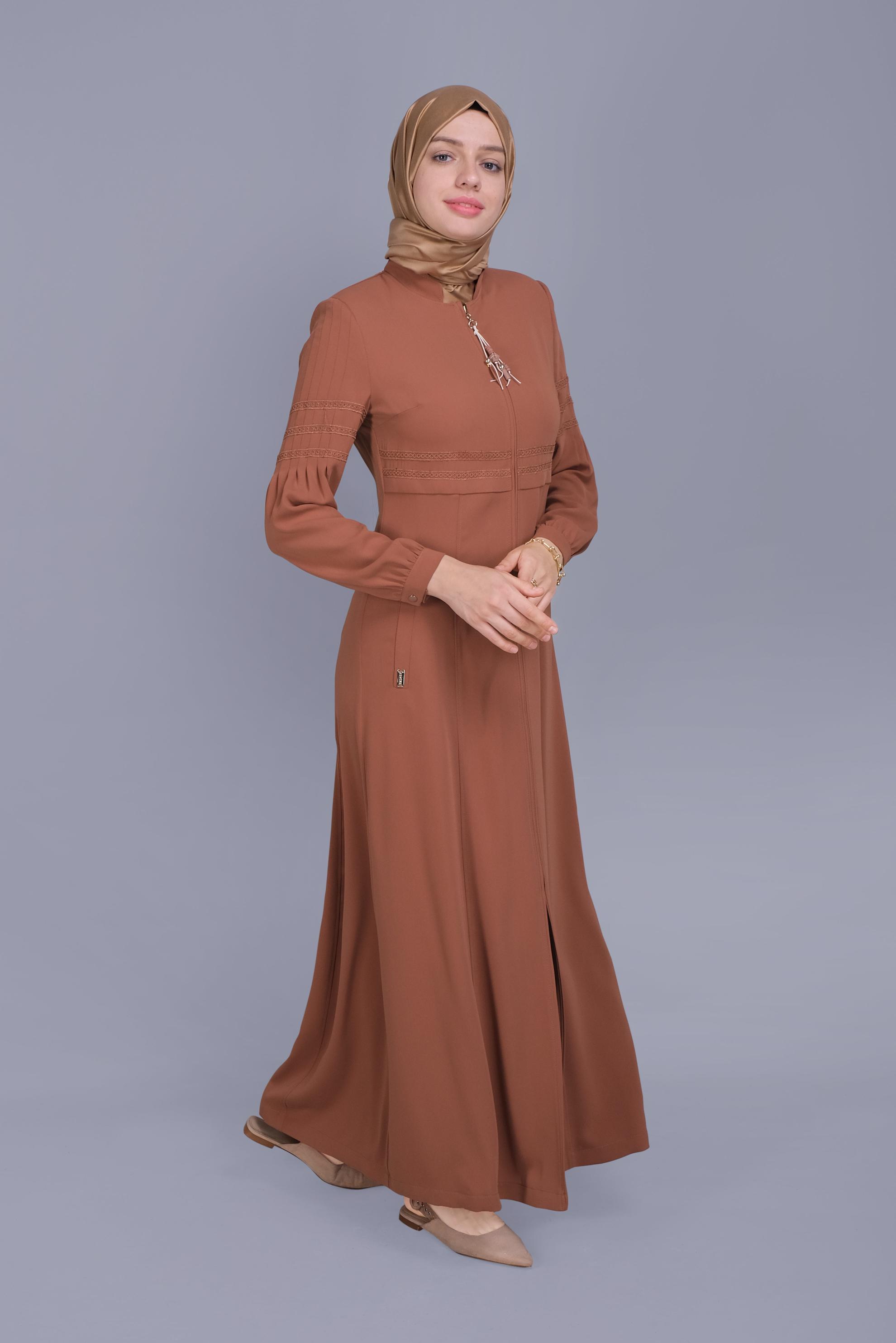 Tesettür giyim TURUNCU NAKIŞLI FERMUARLI PARDESÜ 10214