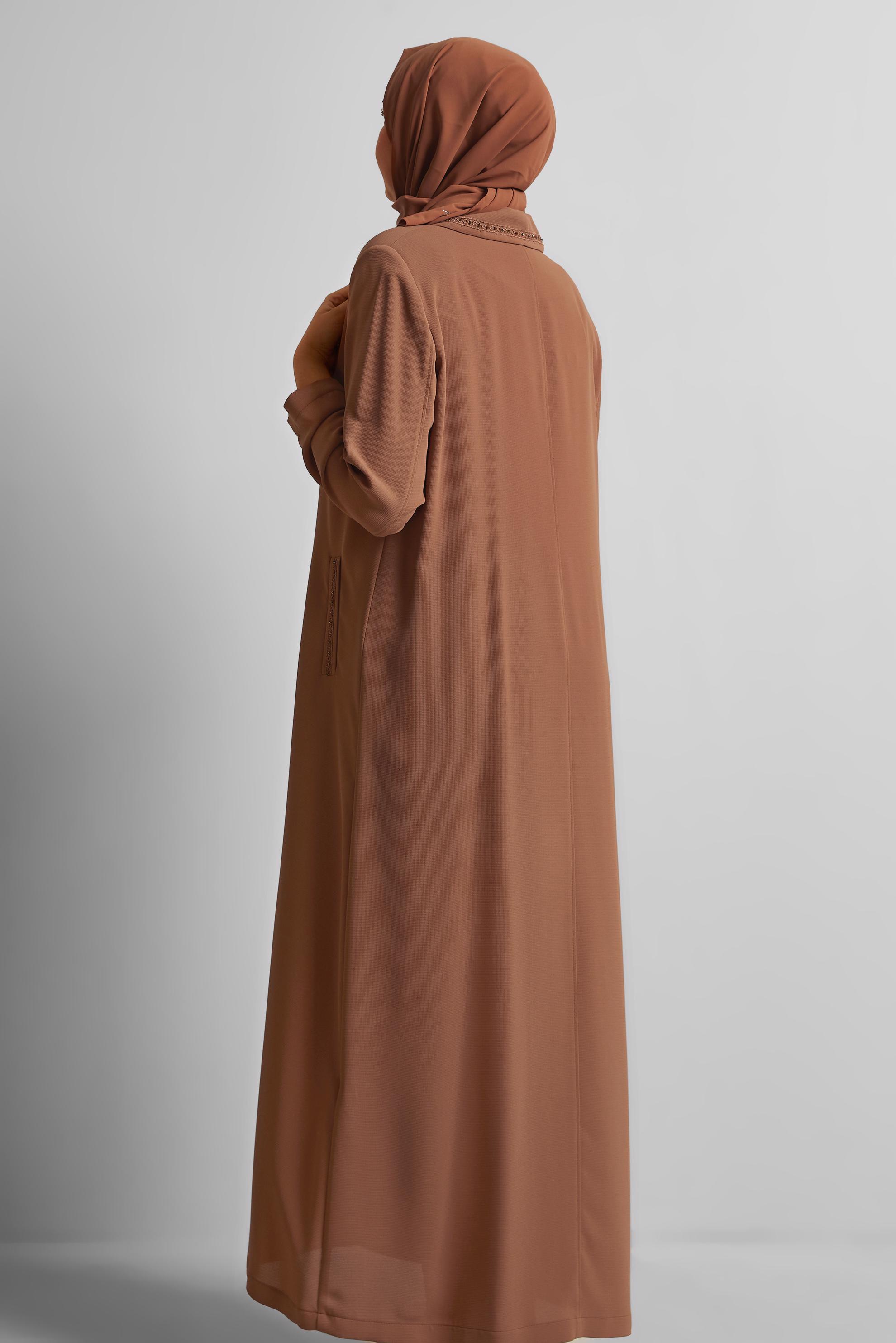 Vêtements hijab TABA PARDESSUS À BOUTONNÉ À EMBELLI 10222