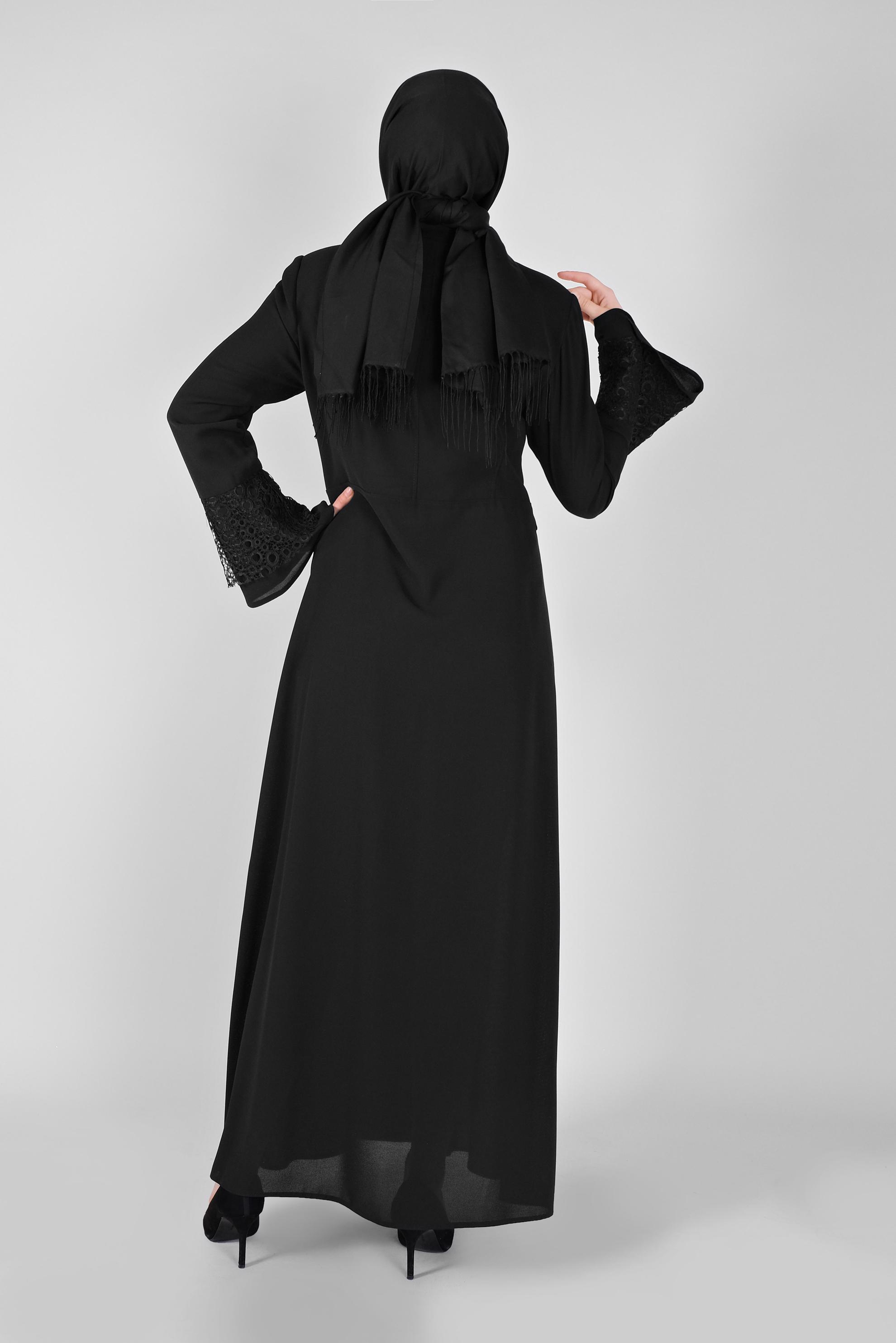 Tesettür giyim SİYAH KOLLARI GÜPÜRLÜ KUŞAKLI PARDESÜ 10223