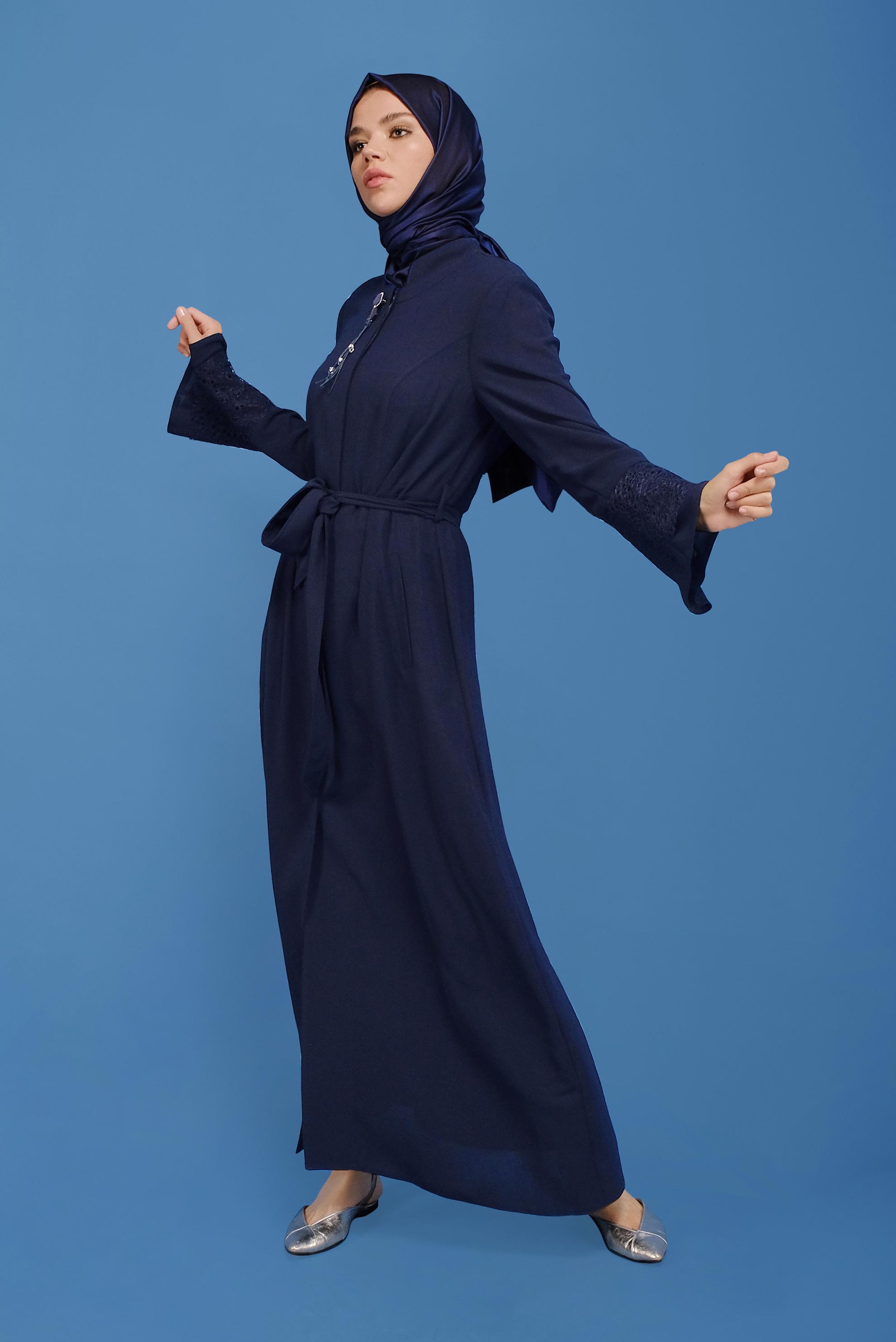 Vêtements hijab BLEU MARINE COUCHE DE FINITION CEINTURÉE DÉTAIL GUIPURE 10223