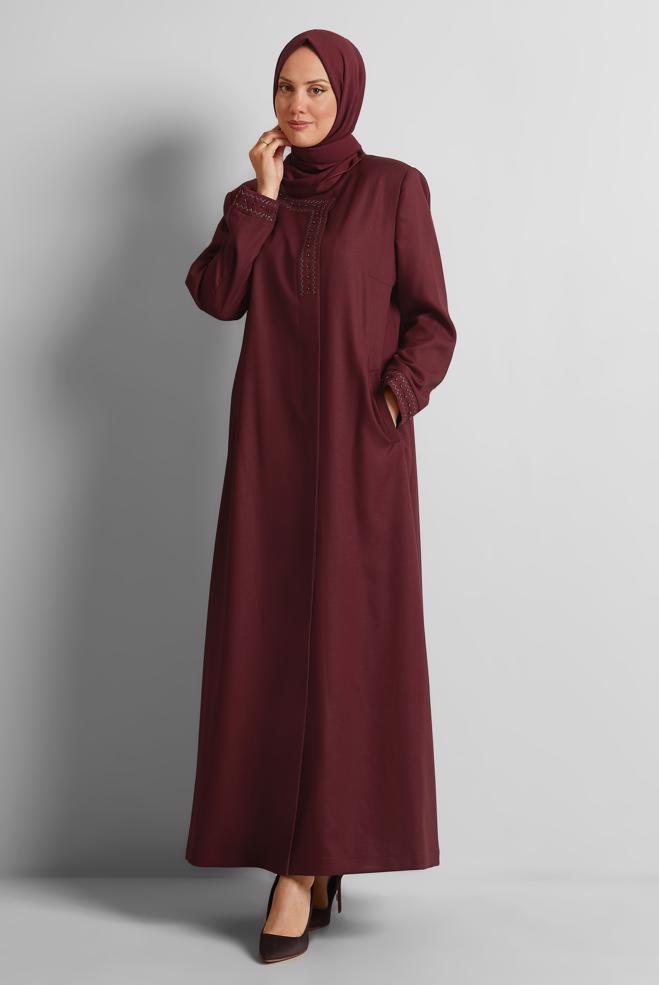 Tesettür giyim BORDO İŞLEME DETAYLI PARDESÜ 10231 - ALVİNA