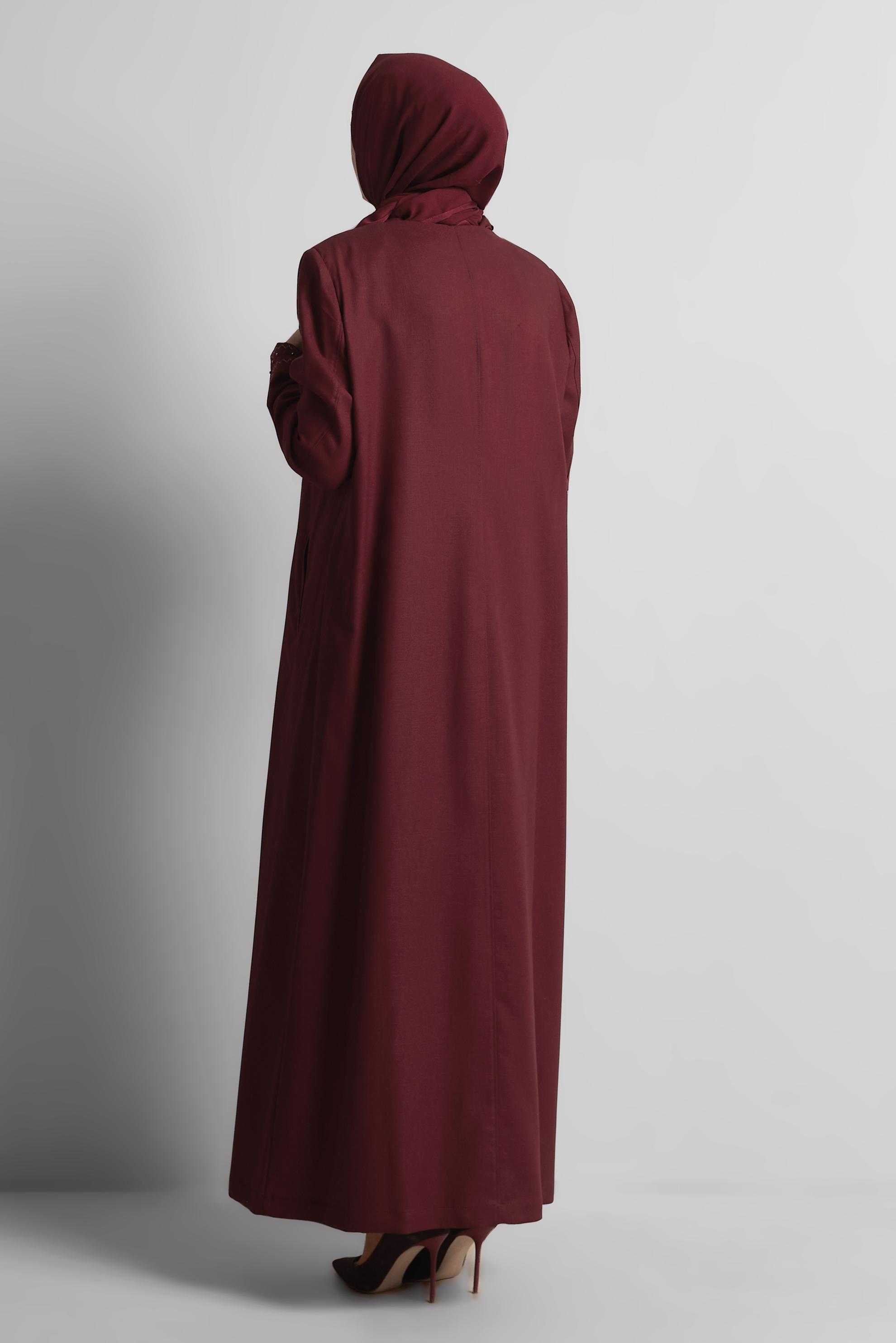 Tesettür giyim BORDO İŞLEME DETAYLI PARDESÜ 10231