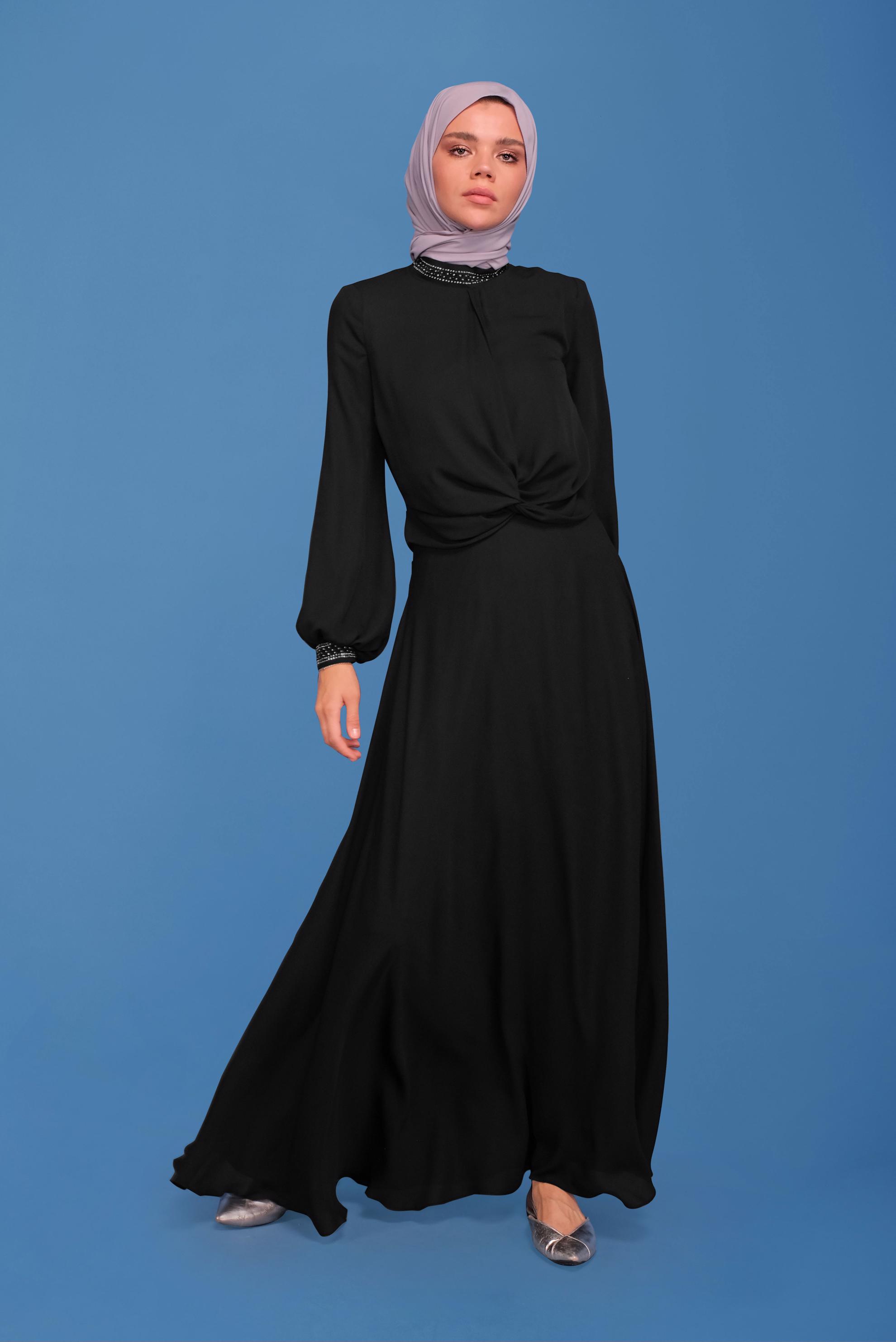 Tesettür giyim SİYAH TAŞLI ŞİFON ETEKLİ TAKIM 30016