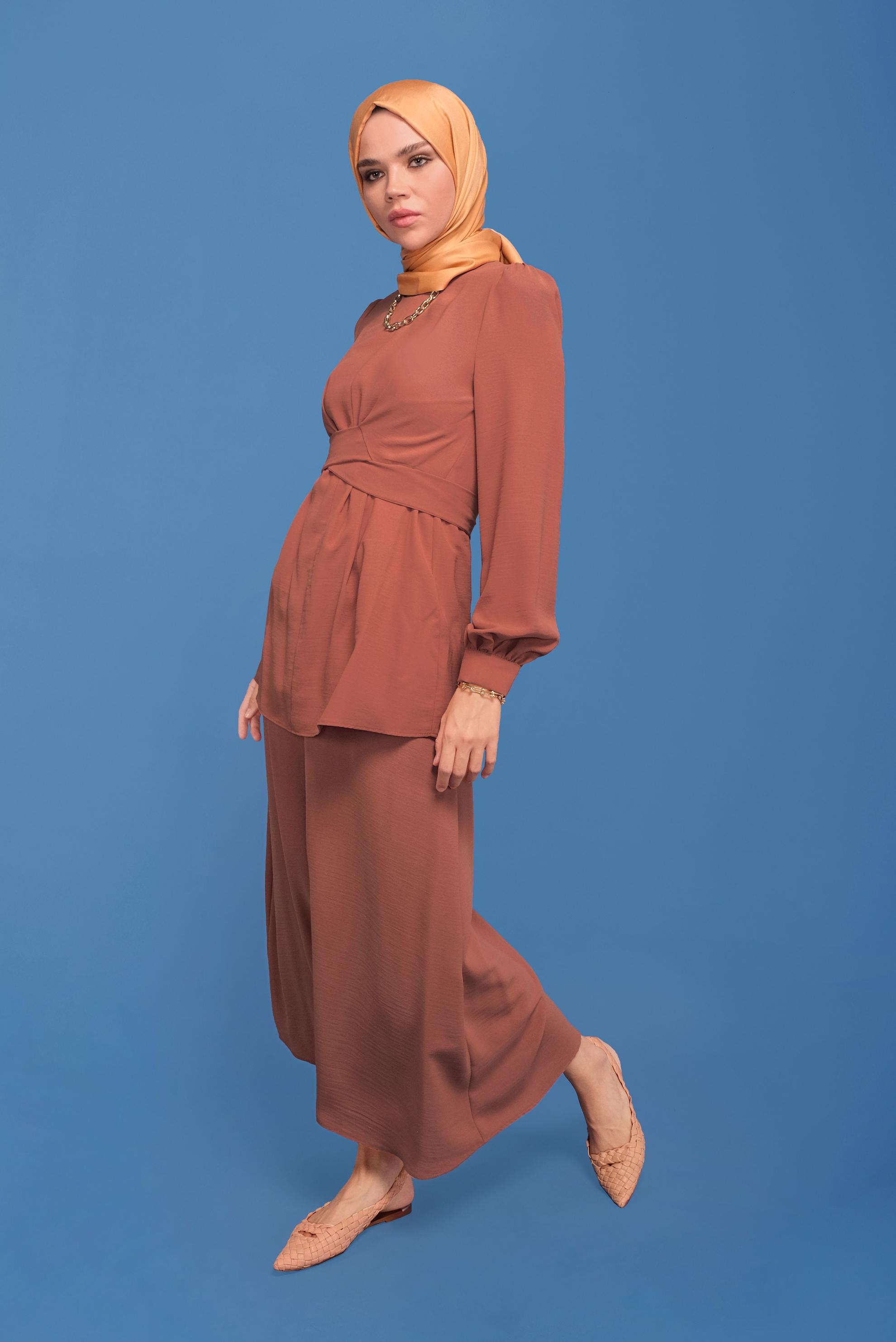 Tesettür giyim TURUNCU  KUŞAKLI İKİLİ ETEKLİ TAKIM  40787 