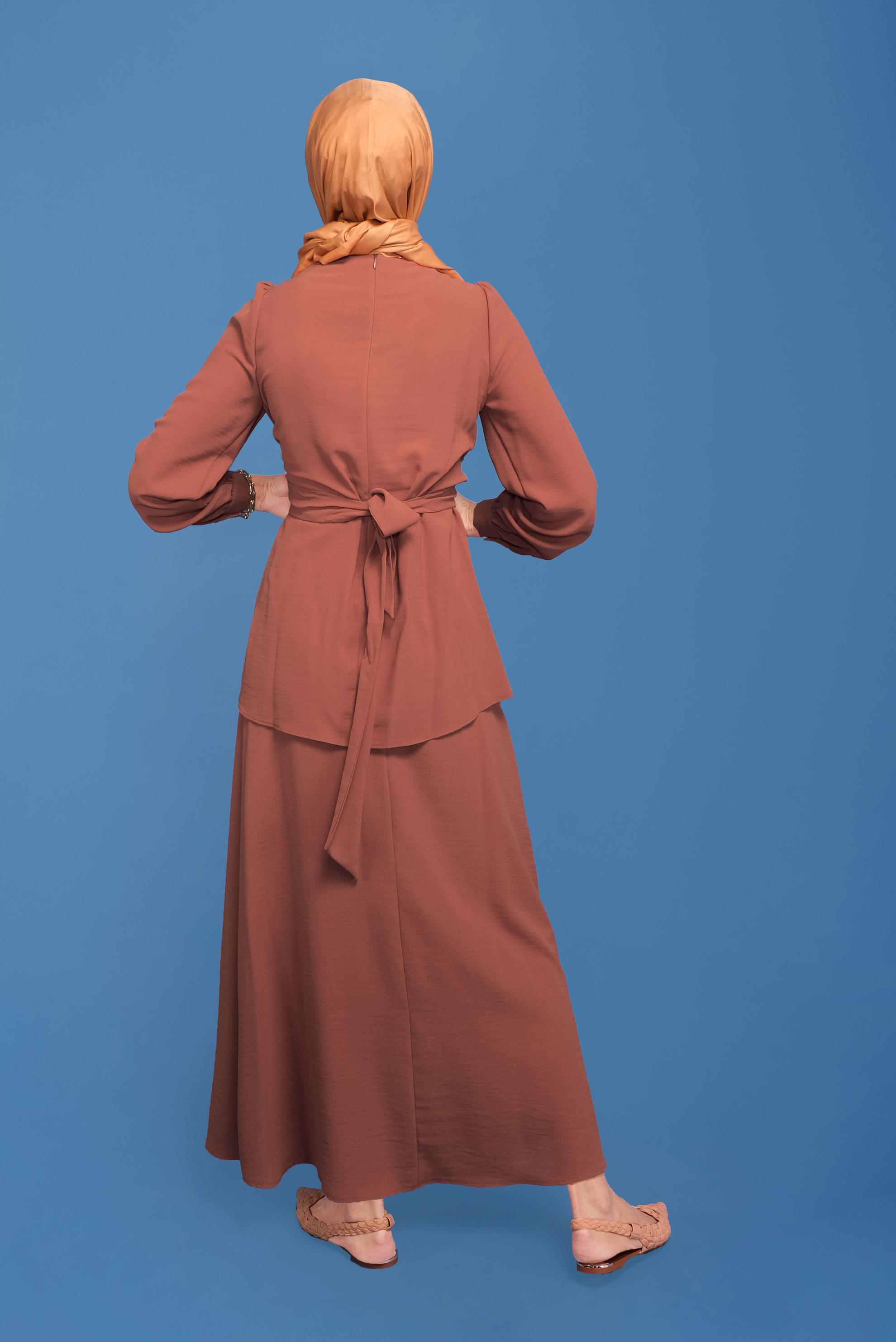 Tesettür giyim TURUNCU  KUŞAKLI İKİLİ ETEKLİ TAKIM  40787 