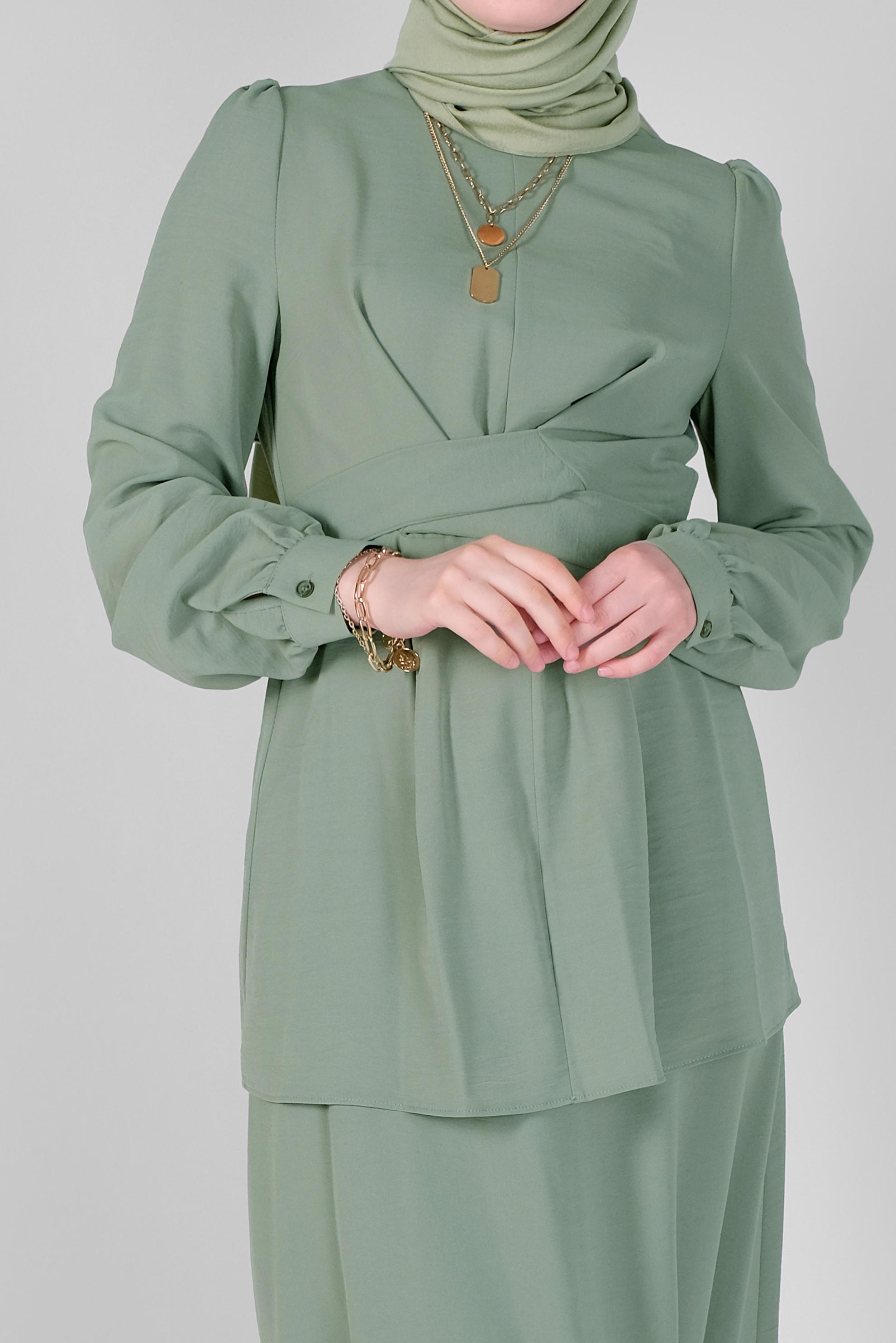 Tesettür giyim YEŞİL  KUŞAKLI İKİLİ ETEKLİ TAKIM  40787 