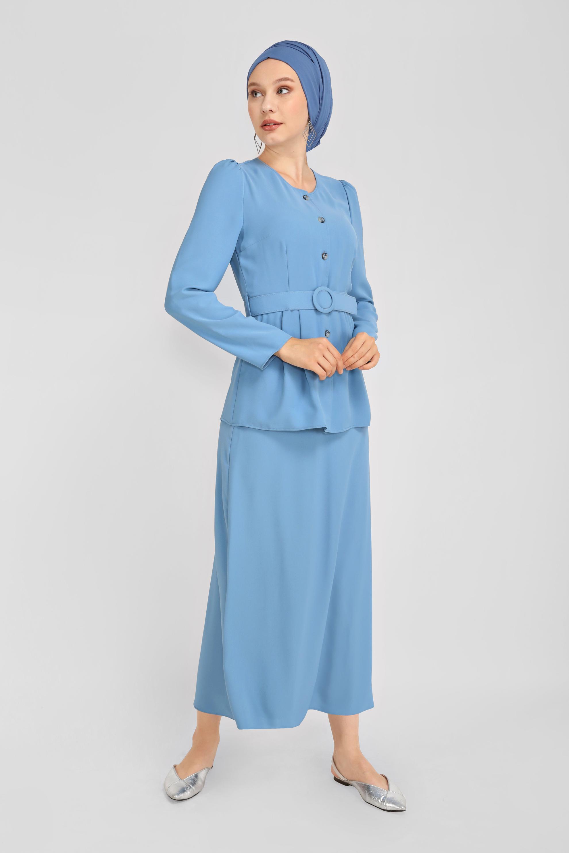 Tesettür giyim MAVİ BOYDAN DÜĞMELİ İKİLİ ETEKLİ TAKIM 40793 