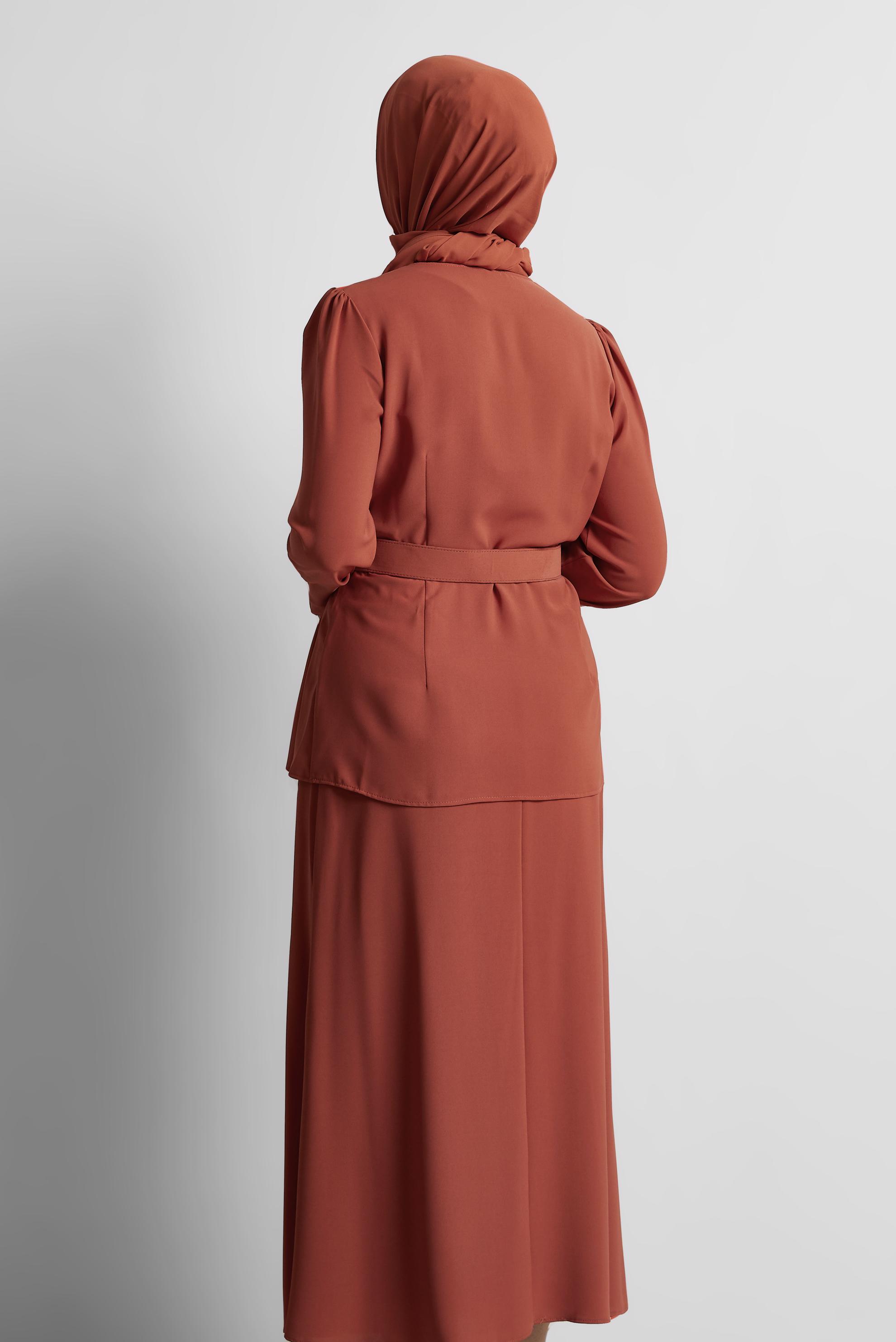 Tesettür giyim TURUNCU BOYDAN DÜĞMELİ İKİLİ ETEKLİ TAKIM 40793 