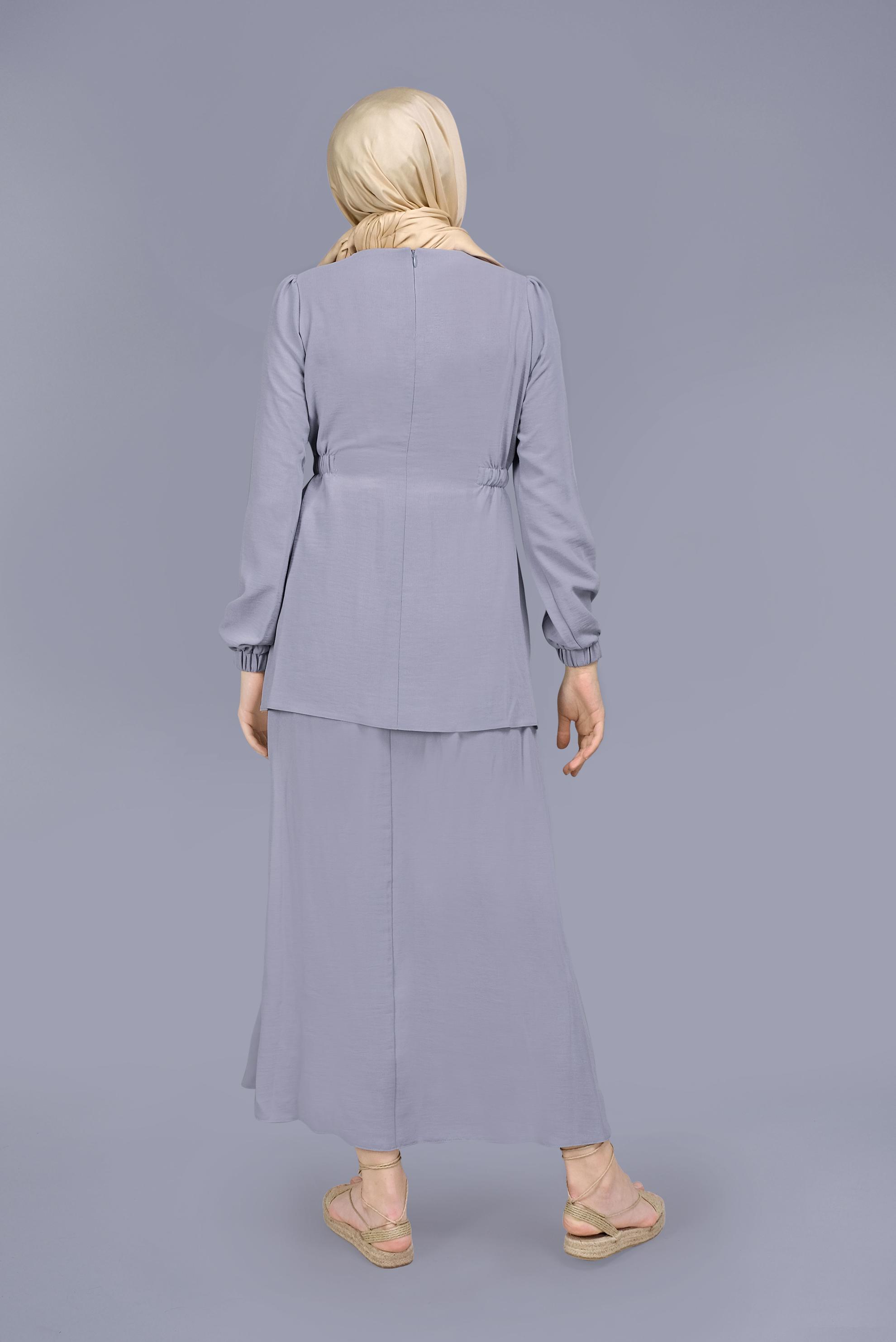 Tesettür giyim GRİ DANTELLİ BONCUKLU İKİLİ ETEKLİ TAKIM 40810 