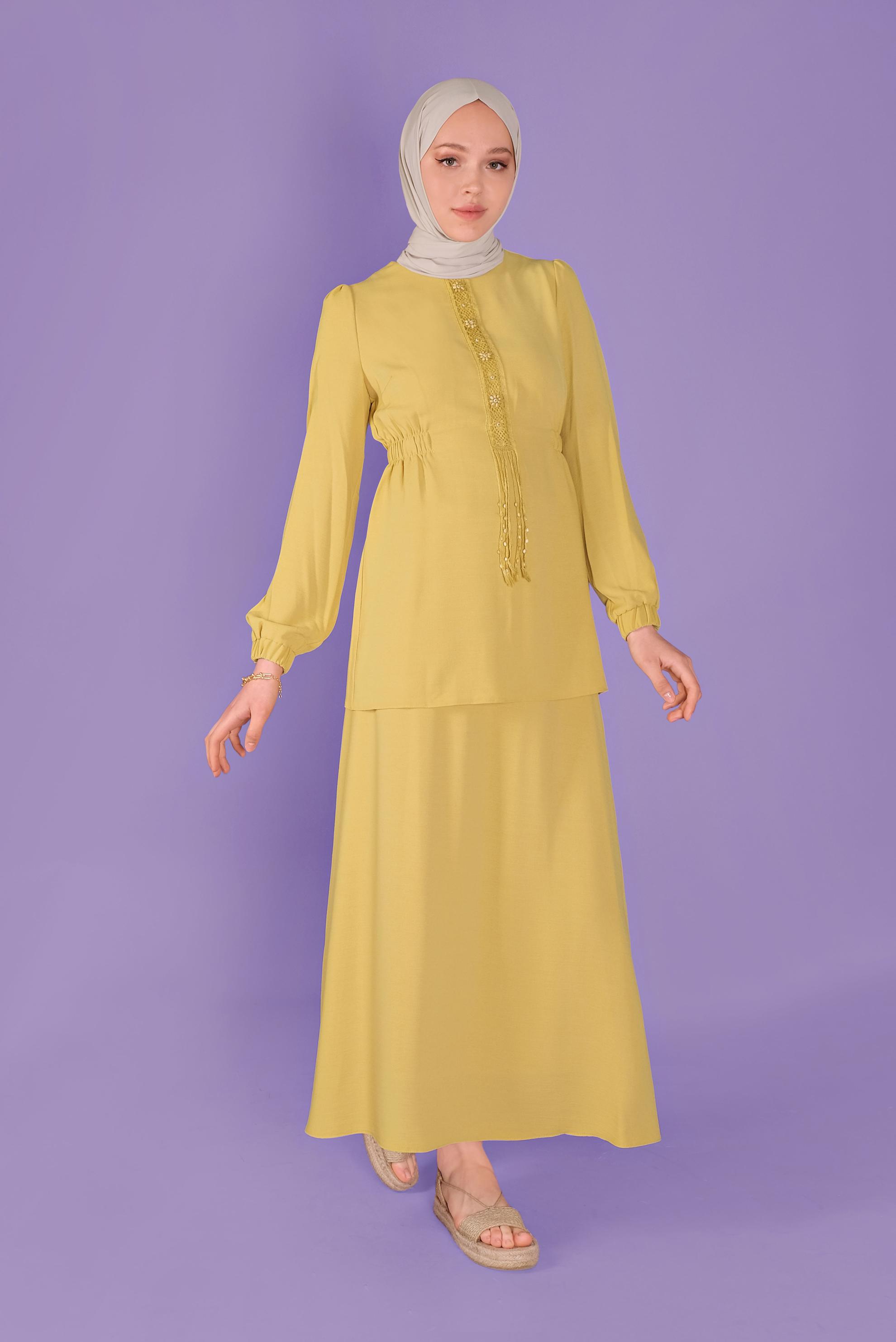 Tesettür giyim SARI DANTELLİ BONCUKLU İKİLİ ETEKLİ TAKIM 40810 