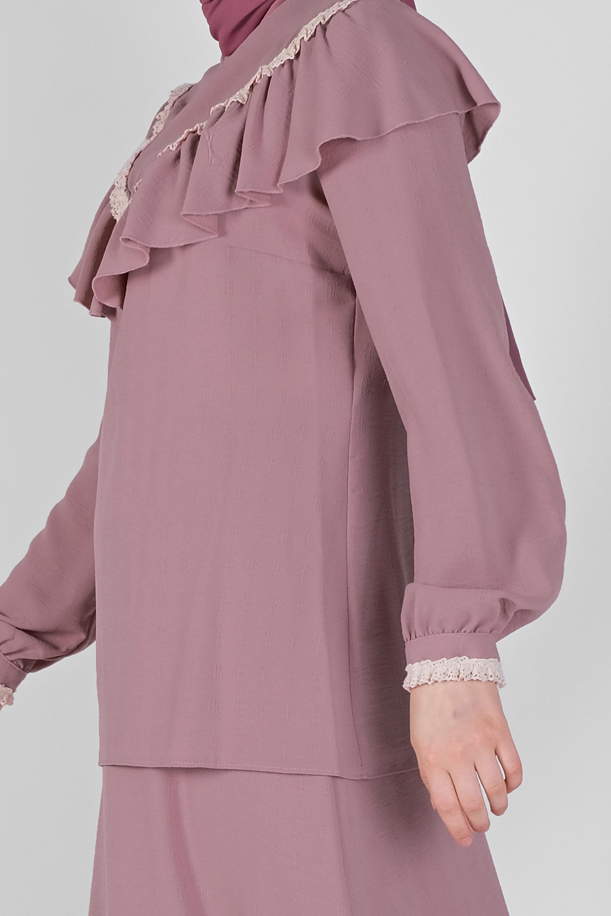 Tesettür giyim PUDRA FIRFIRLI KEMERLİ ETEKLİ TAKIM 40811