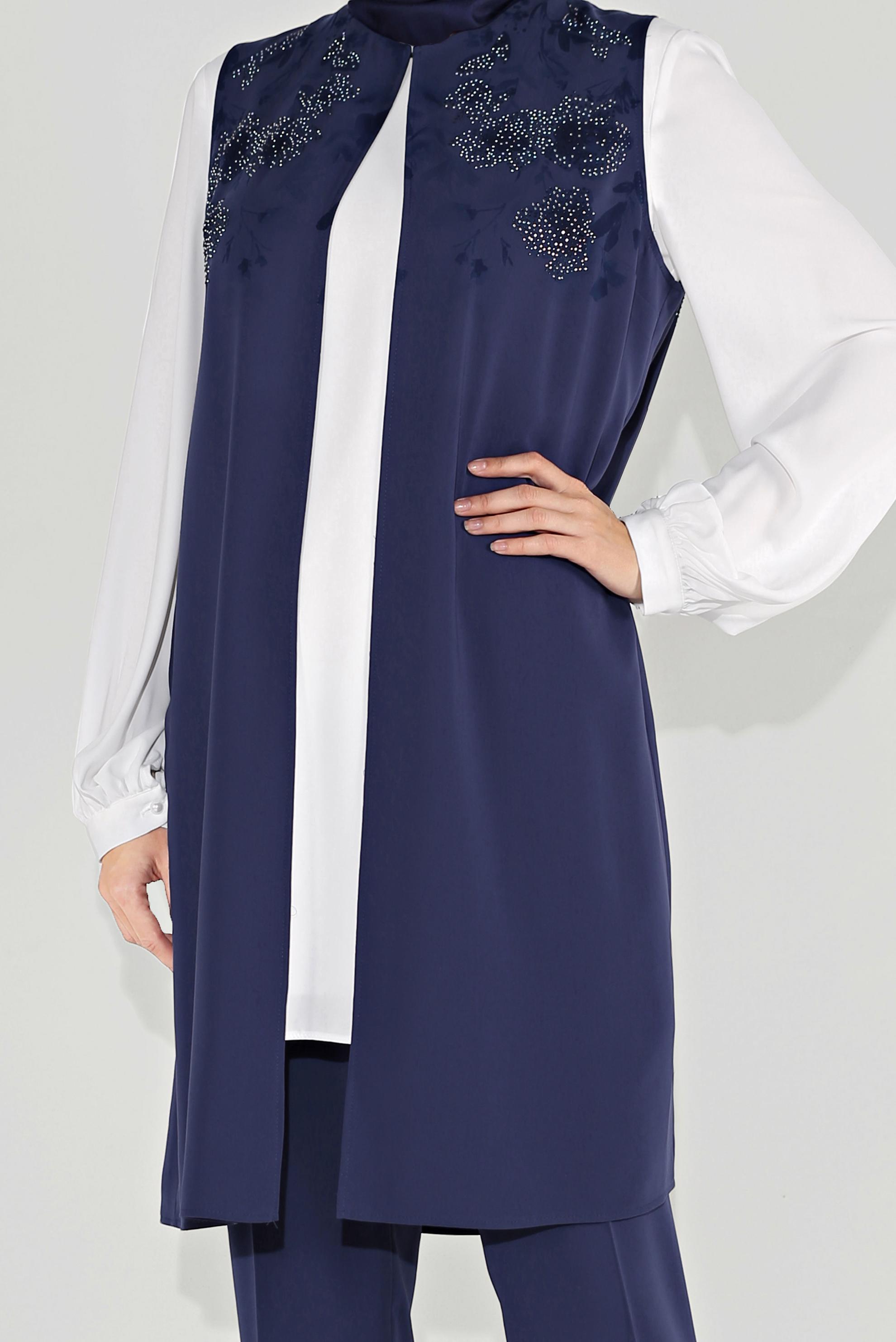 Tesettür giyim LACİVERT ÇİÇEK BASKILI 3 PARÇA TAKIM 30034