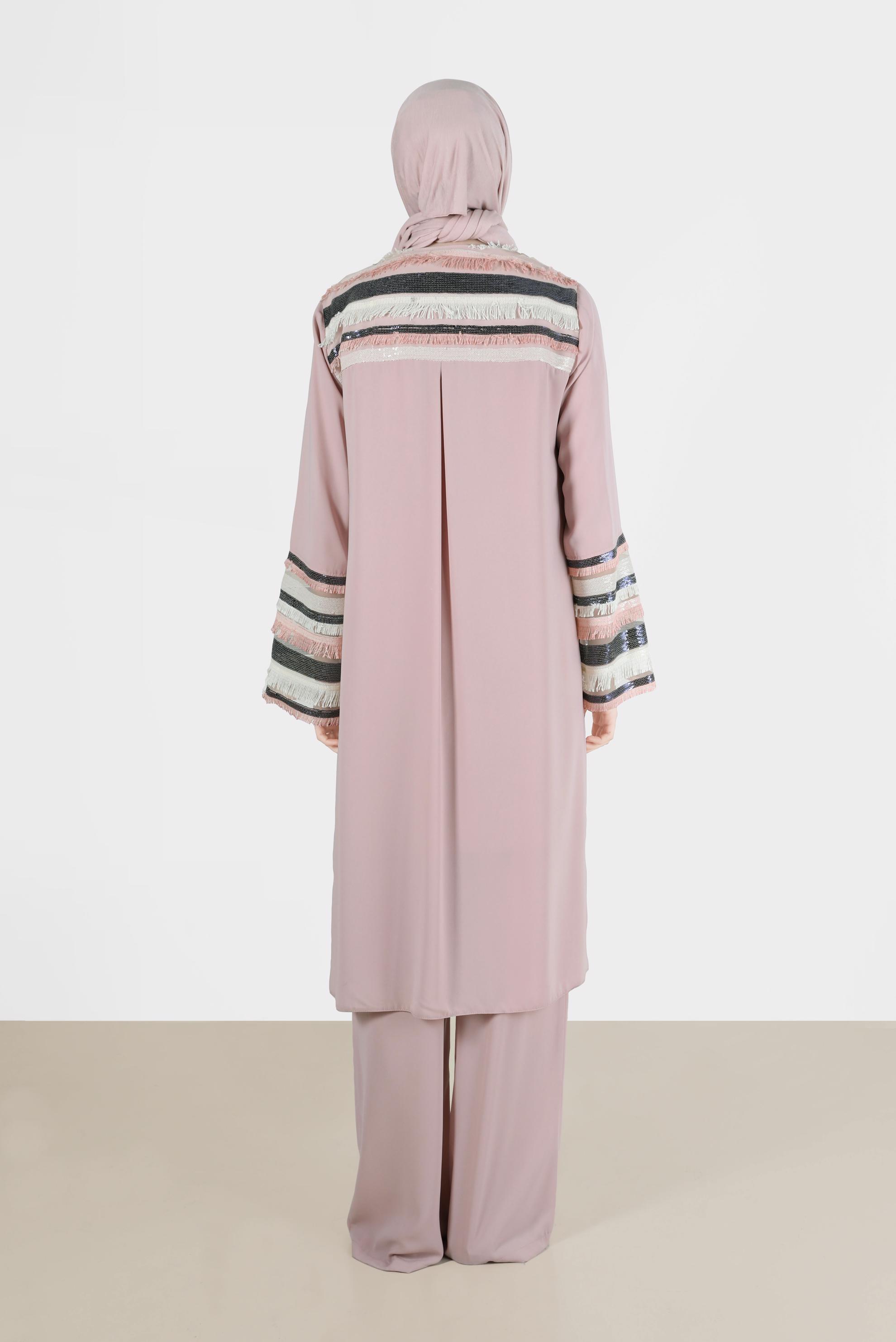 Tesettür giyim PUDRA PÜSKÜL DETAYLI ÜÇLÜ PANTOLONLU TAKIM 3556