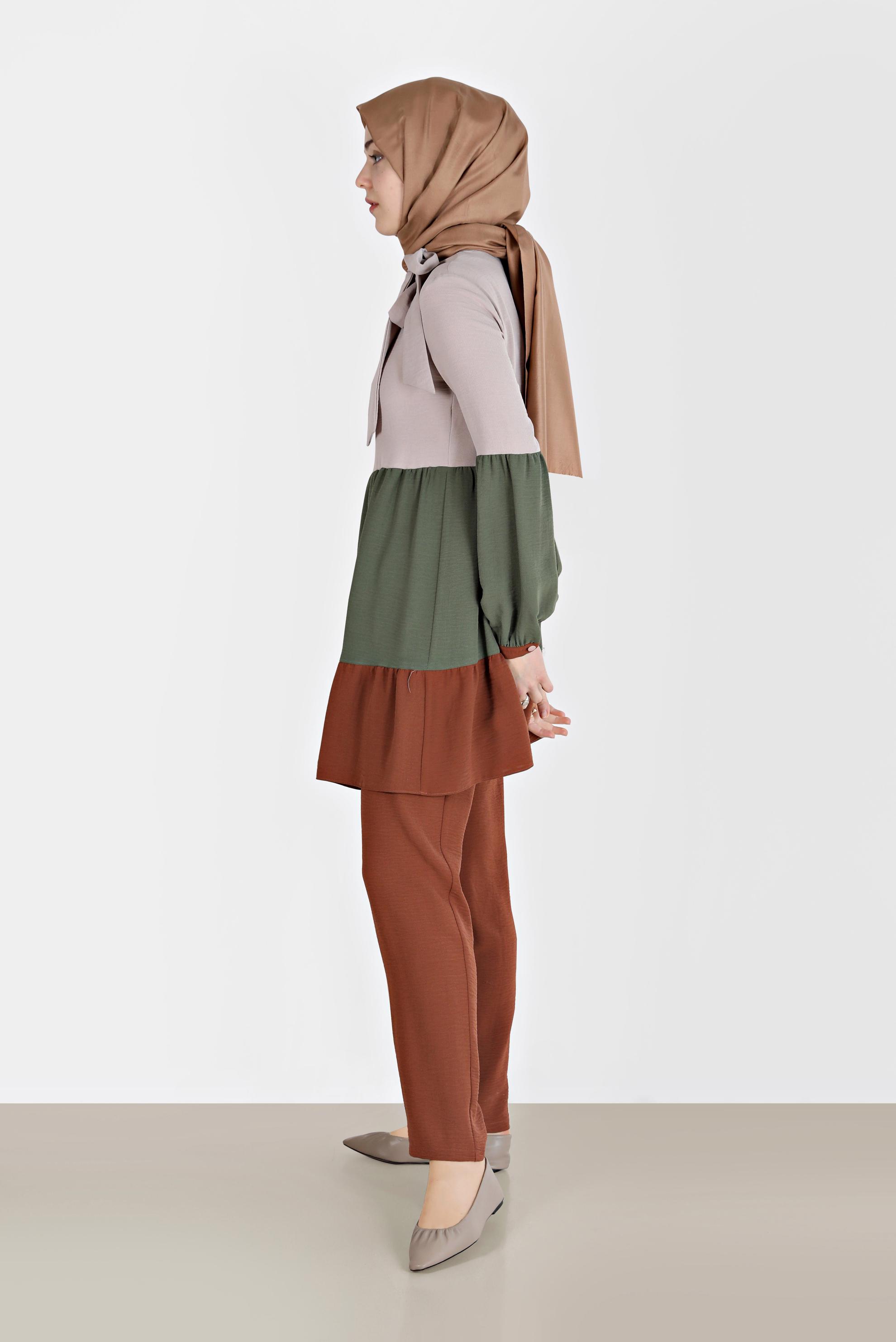 Tesettür giyim KAHVE BAĞLAMA DETAYLI RENK BLOKLU İKİLİ TAKIM 40669