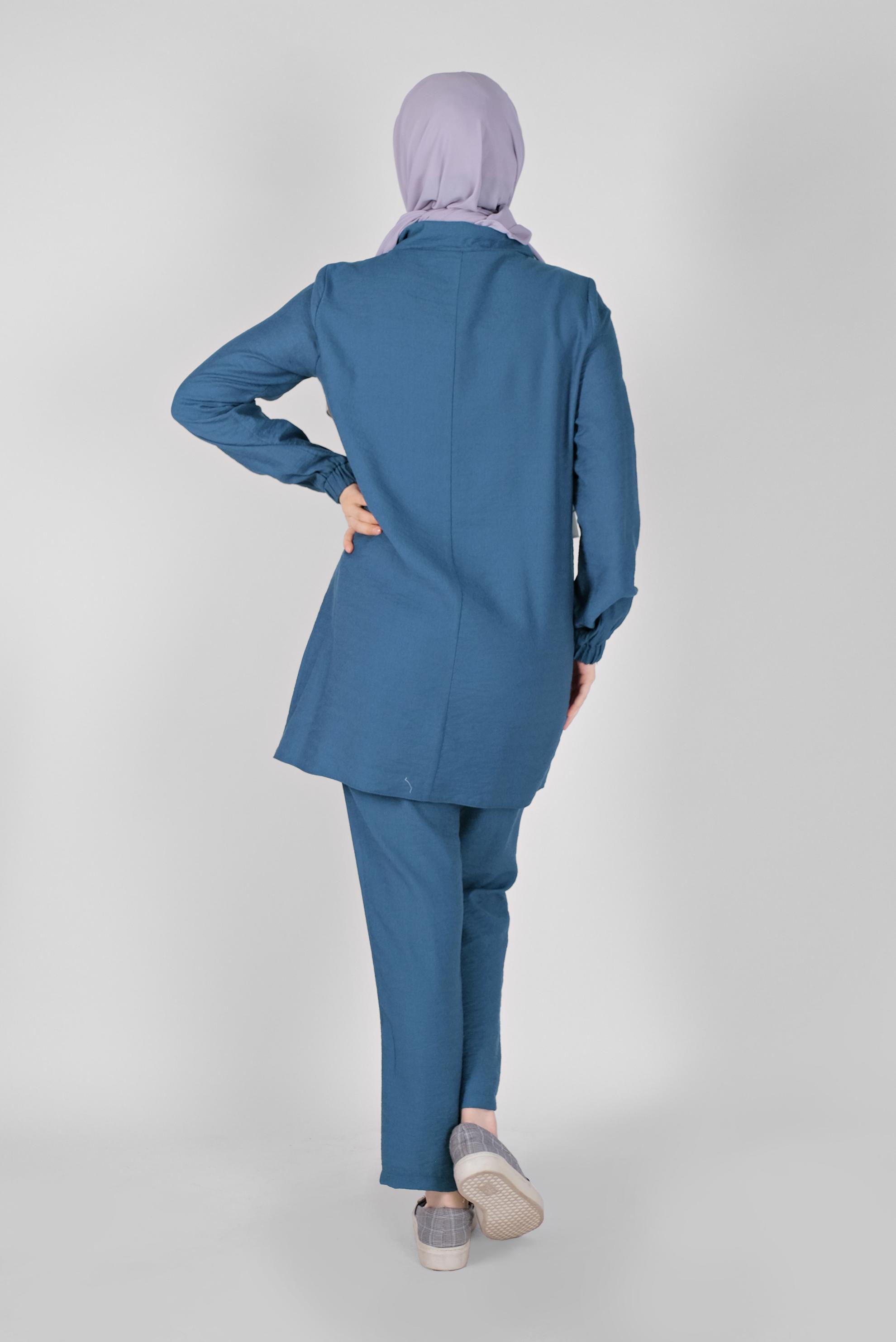 Tesettür giyim LACİVERT BOĞAZLI CEPLİ İKİLİ PANTOLONLU TAKIM 40788 