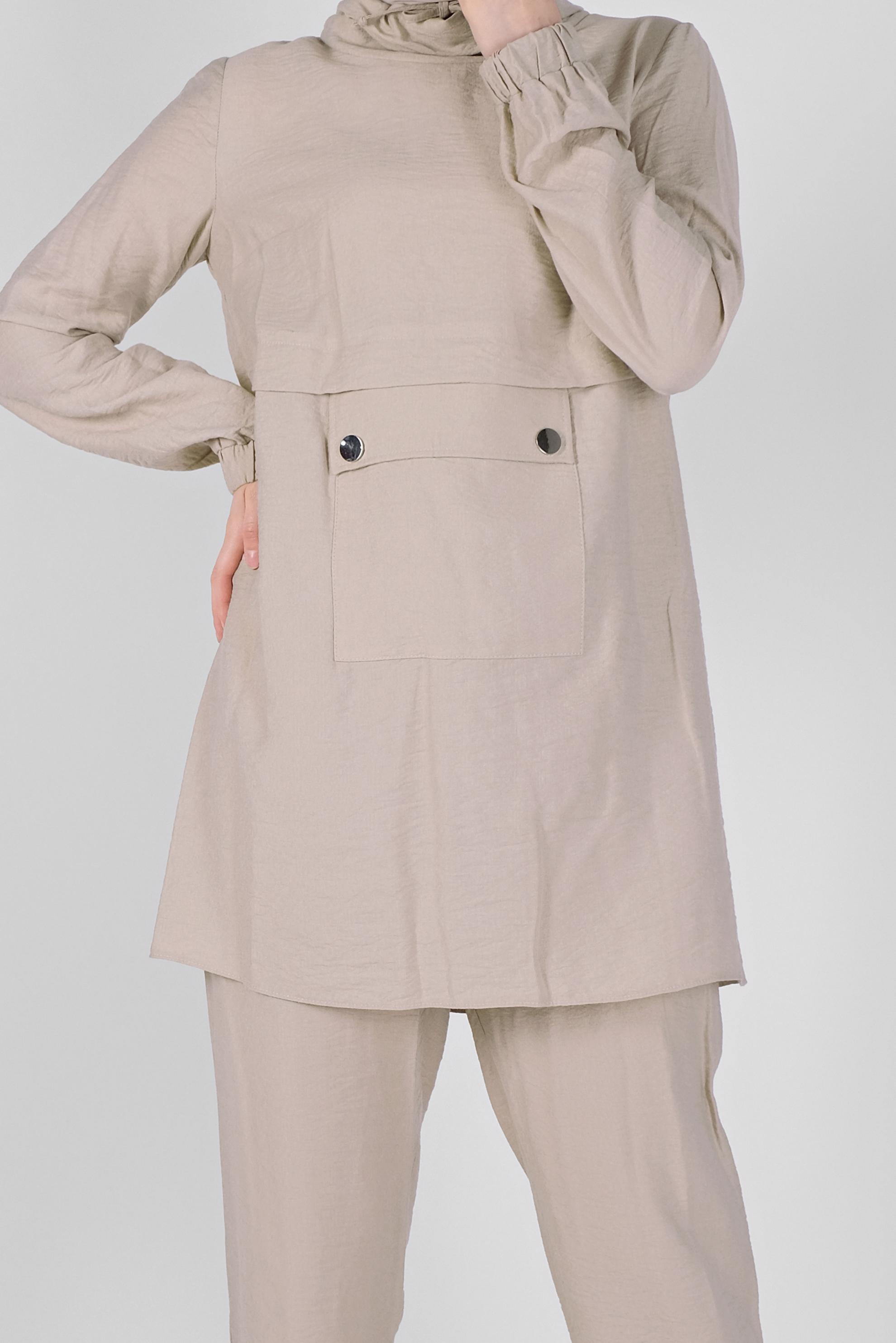 Tesettür giyim BEJ BOĞAZLI CEPLİ İKİLİ PANTOLONLU TAKIM 40788 