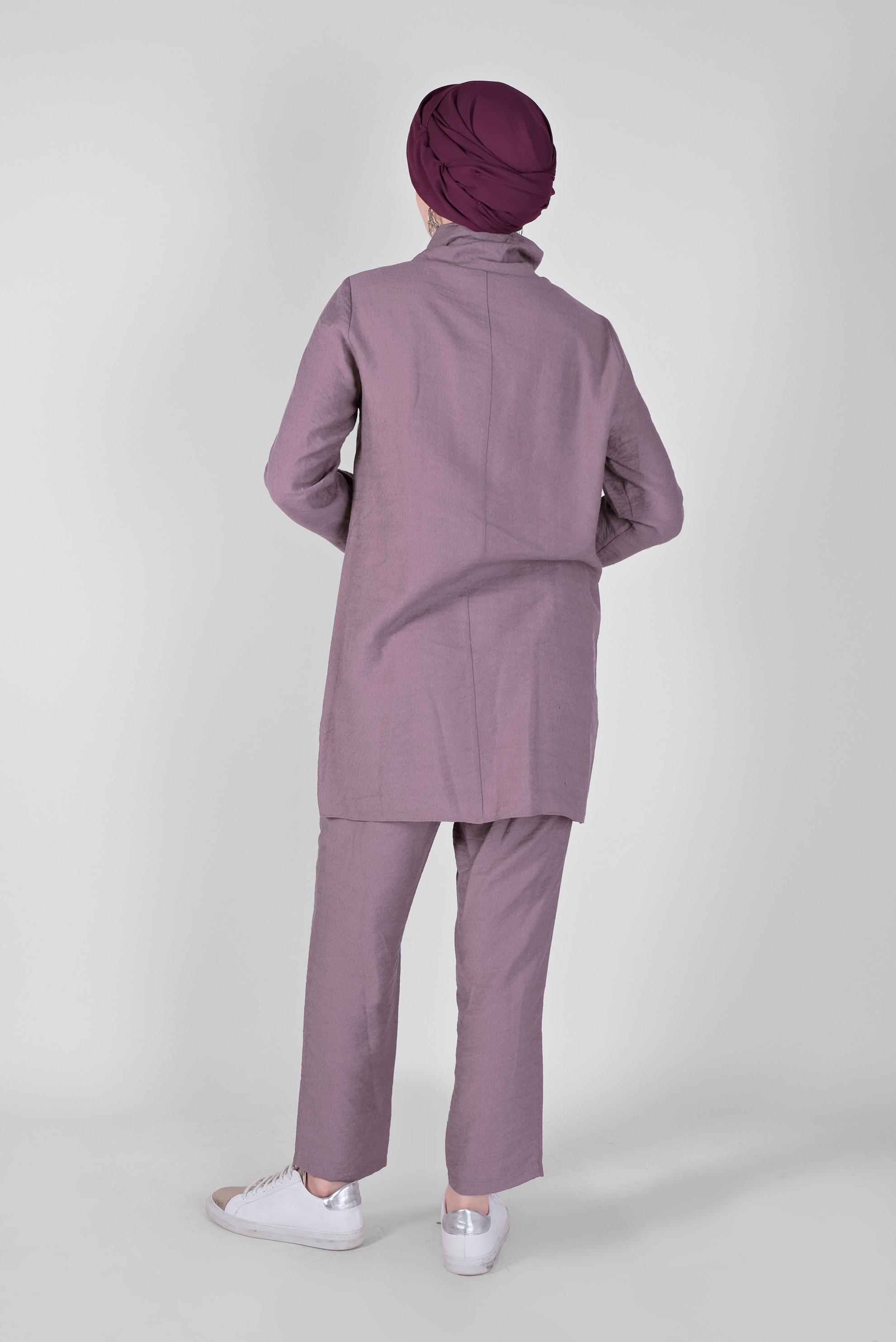 Tesettür giyim MOR BOĞAZLI CEPLİ İKİLİ PANTOLONLU TAKIM 40788 