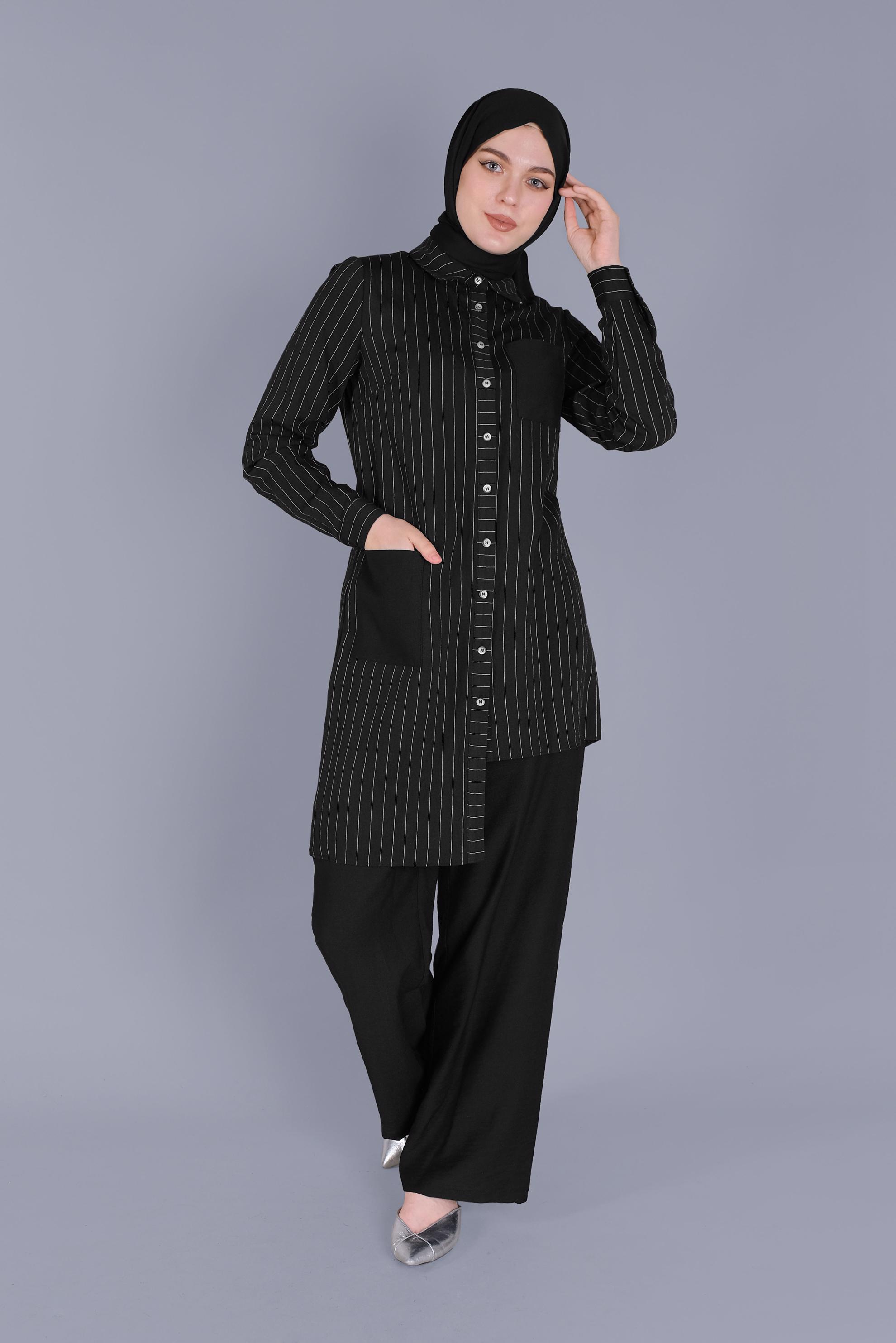 Tesettür giyim SİYAH ÇİZGİLİ CEPLİ İKİLİ PANTOLONLU TAKIM 40790 