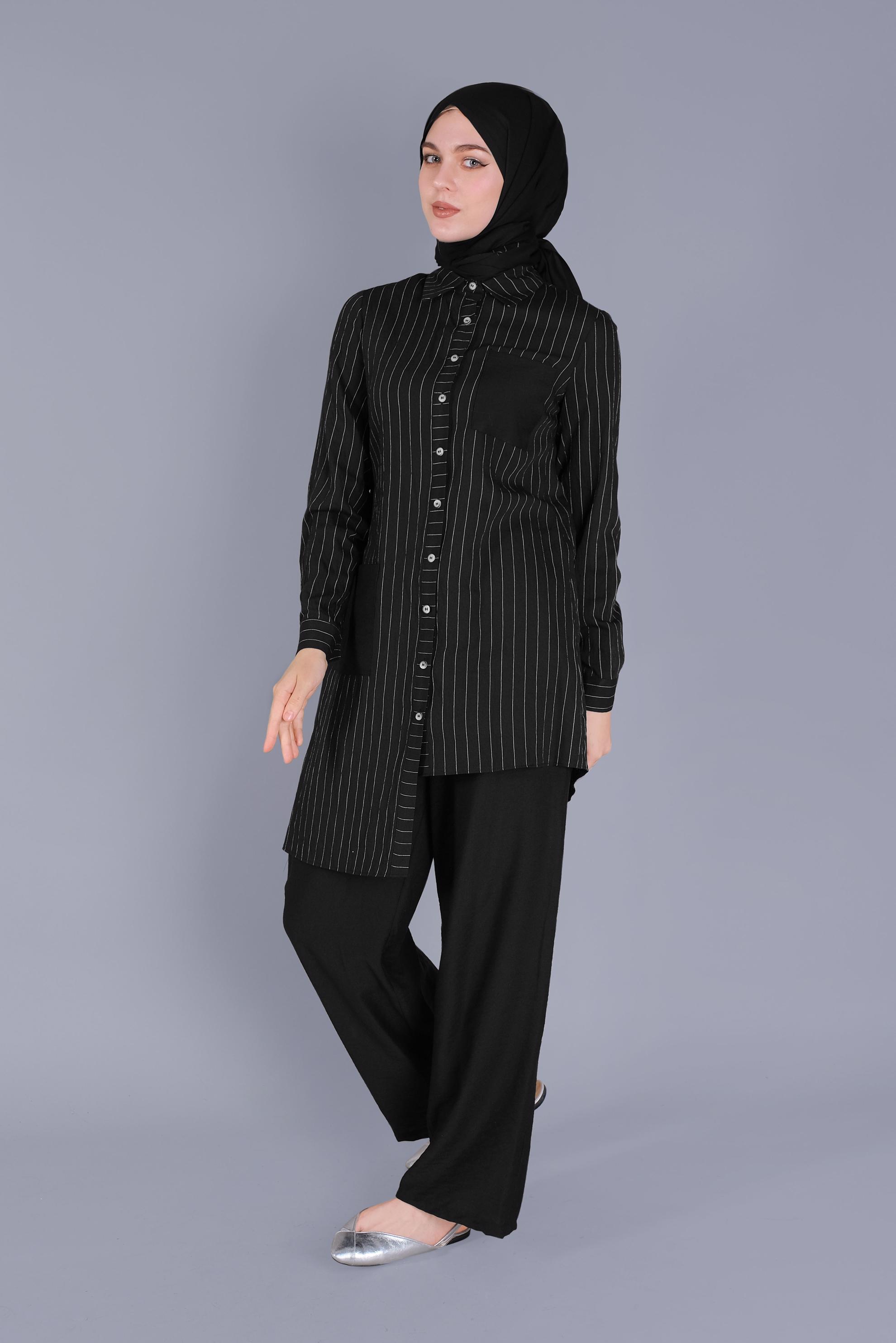 Tesettür giyim SİYAH ÇİZGİLİ CEPLİ İKİLİ PANTOLONLU TAKIM 40790 