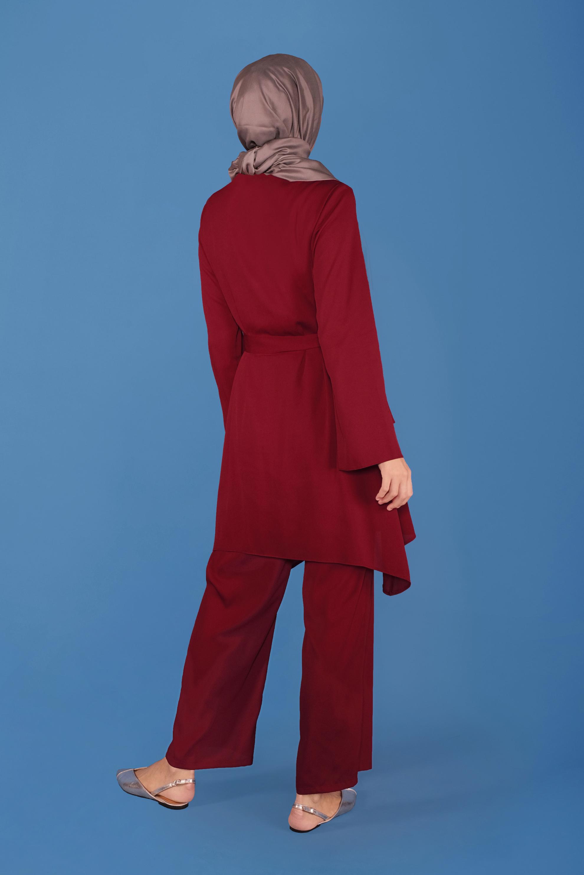 Tesettür giyim BORDO KUŞAKLI GİZLİ DÜĞMELİ PANTOLONLU TAKIM 40792