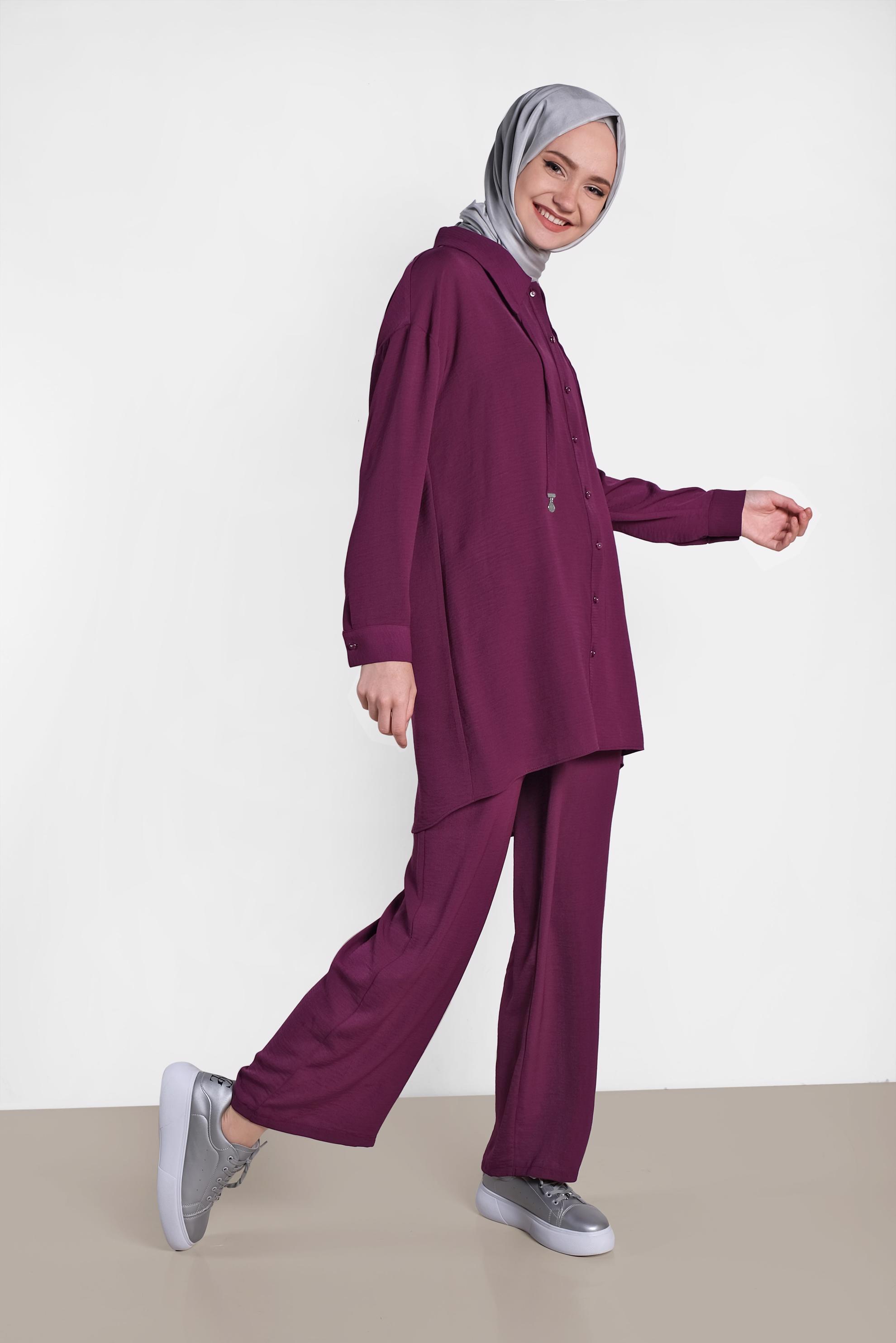 Tesettür giyim MOR YAKASI BAĞCIK DETAYLI DÜĞMELİ İKİLİ PANTOLON TAKIM 4325