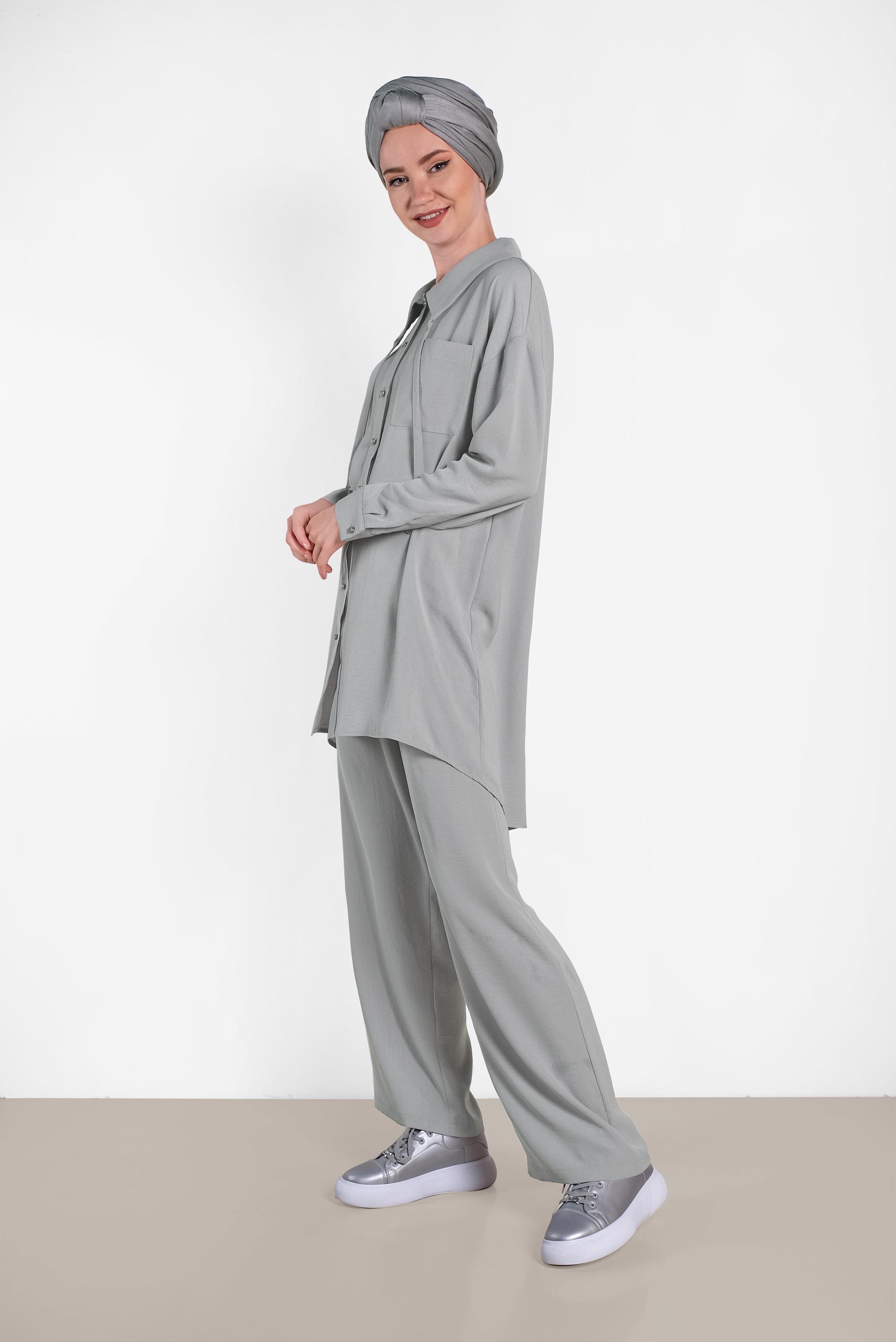 Tesettür giyim GRİ YAKASI BAĞCIK DETAYLI DÜĞMELİ İKİLİ PANTOLON TAKIM 4325