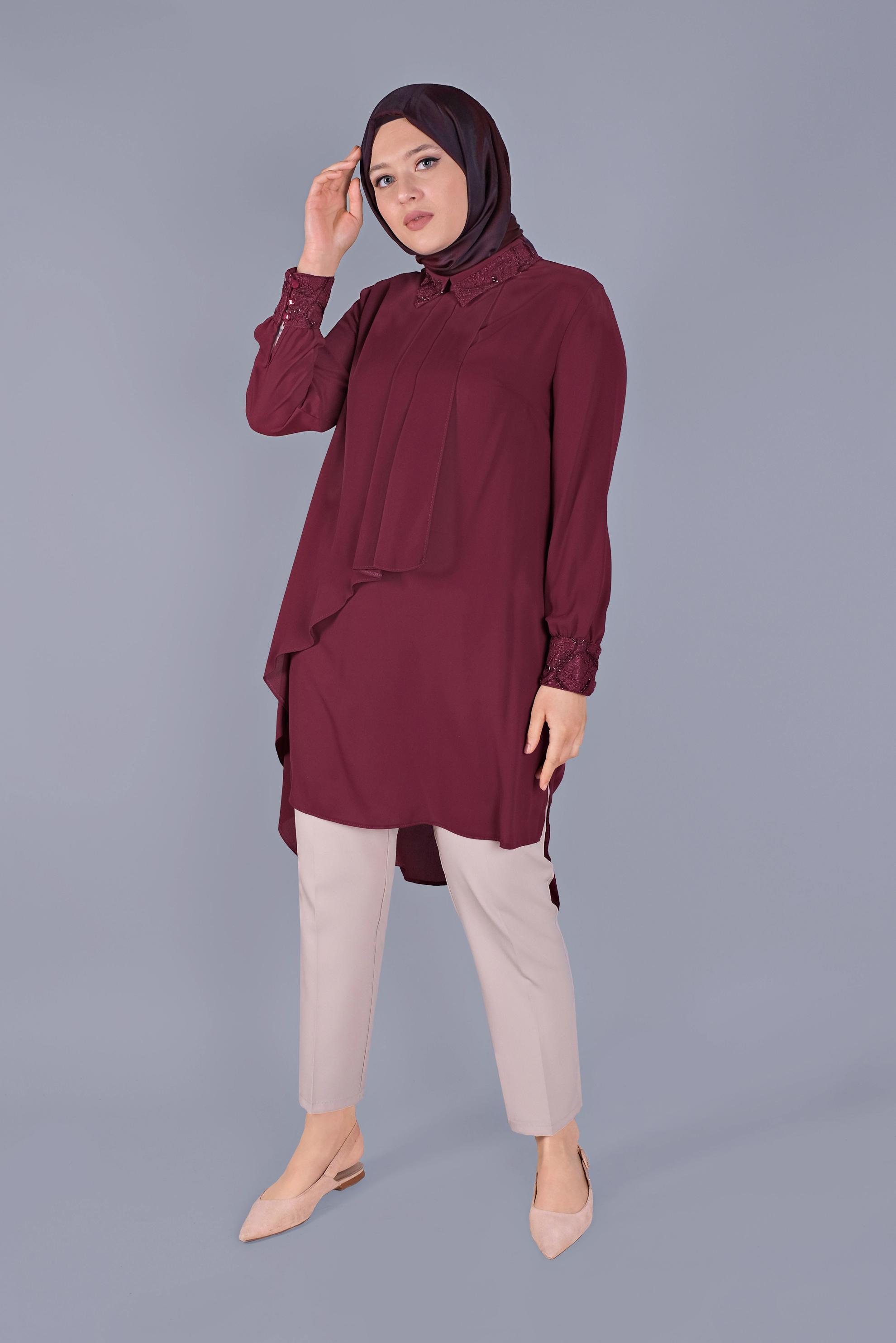 Tesettür giyim BORDO NAKIŞ DETAYLI VOLANLI TUNİK 20054
