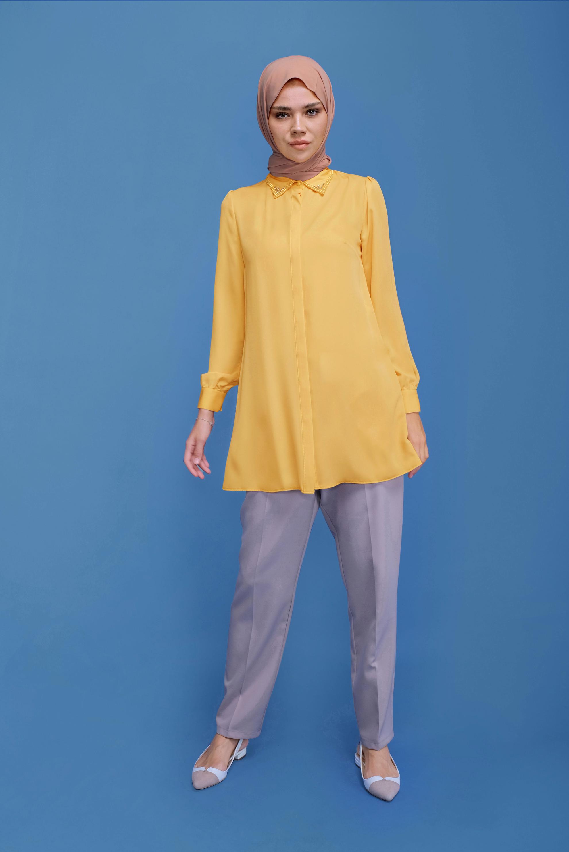 Tesettür giyim SARI YAKASI TAŞ VE BONCUK İŞLEMELİ TUNİK 40622