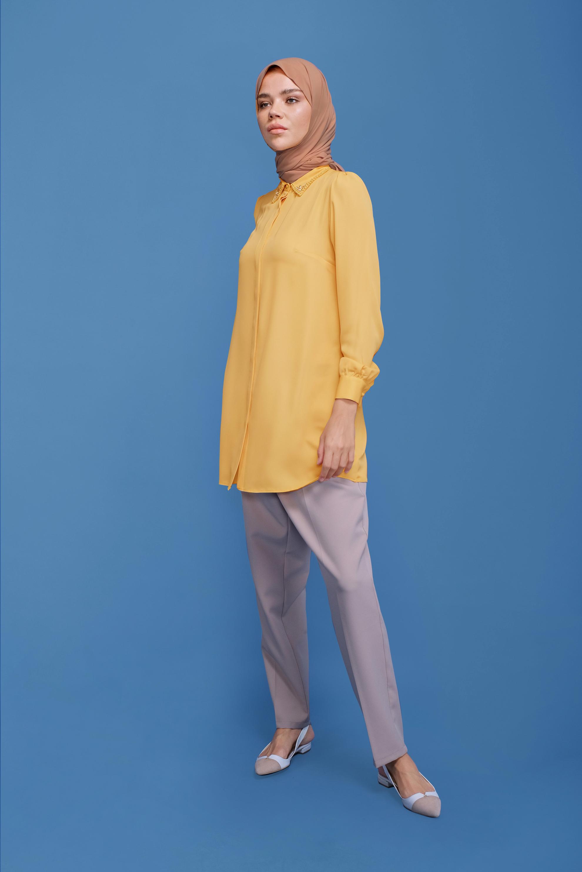 Tesettür giyim SARI YAKASI TAŞ VE BONCUK İŞLEMELİ TUNİK 40622