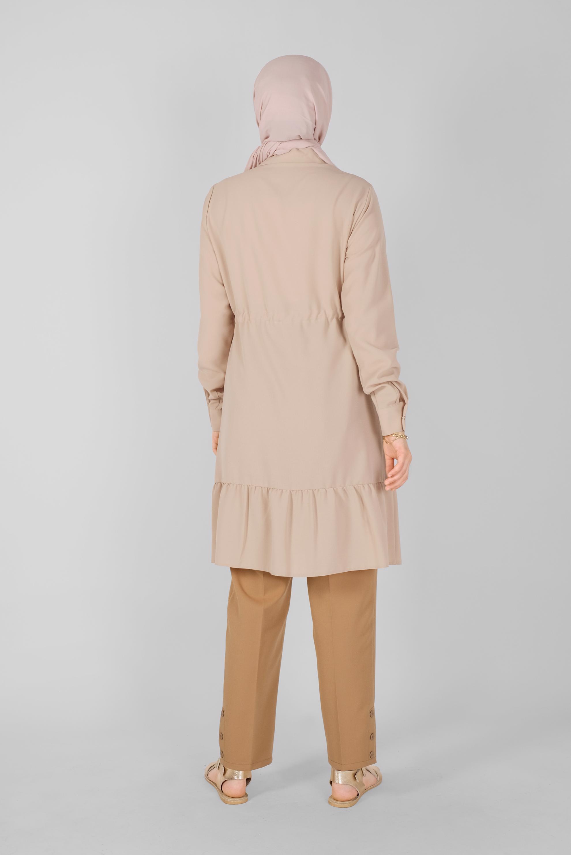 Tesettür giyim BEJ ÖNÜ BAĞCIKLI DÜĞMELİ TUNİK 40697 