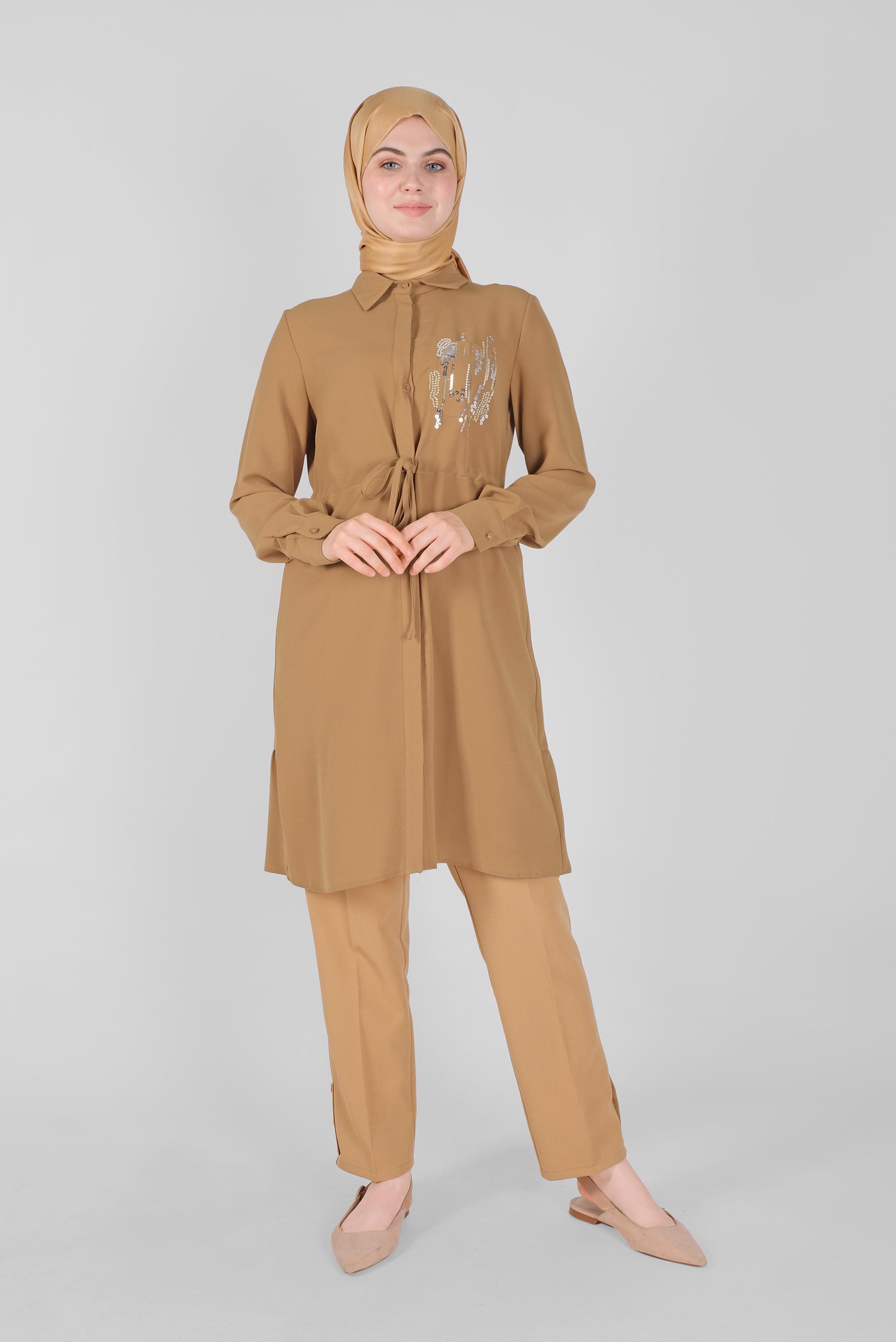 Tesettür giyim SARI ÖNÜ BAĞCIKLI DÜĞMELİ TUNİK 40697 