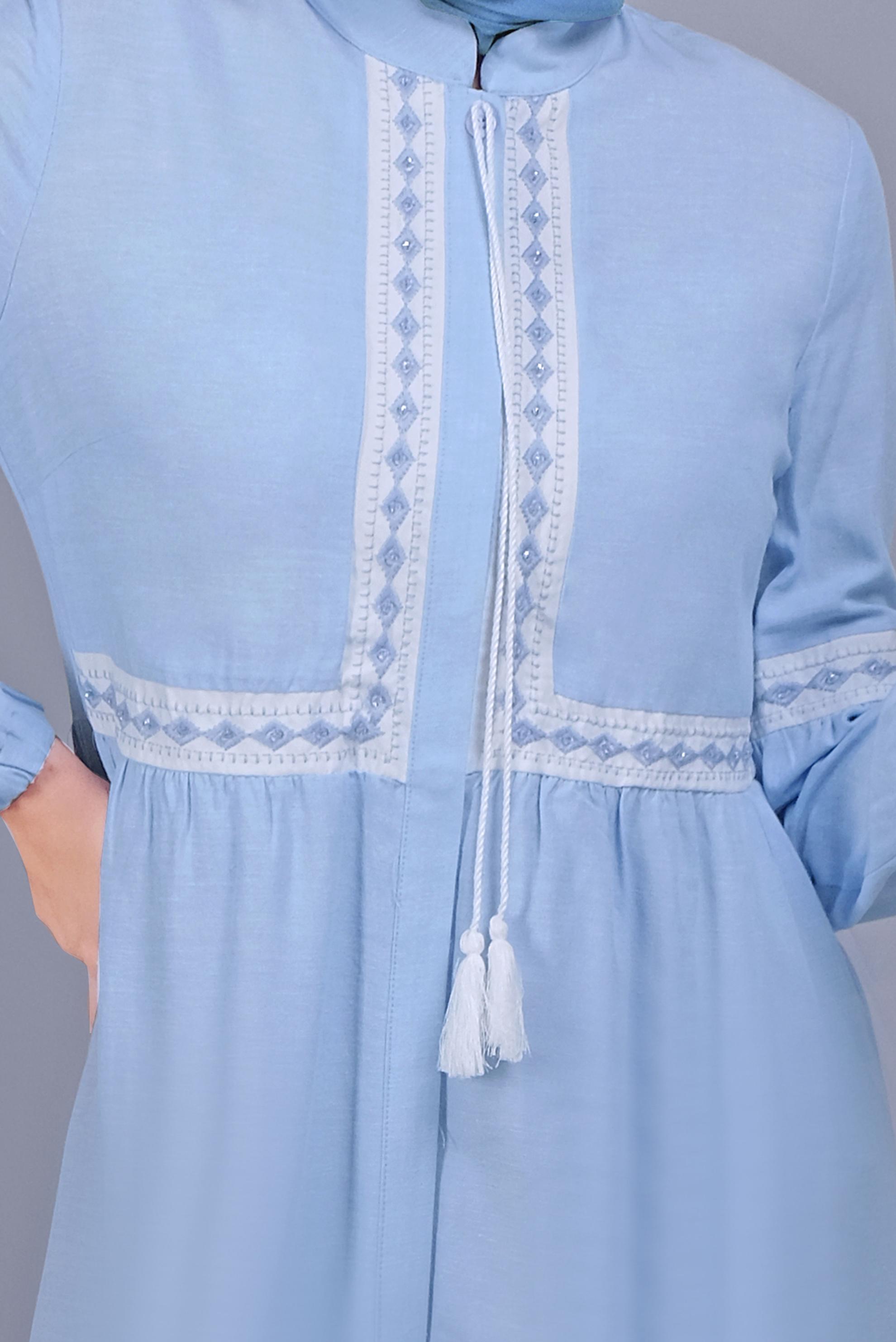 Tesettür giyim MAVİ NAKIŞLI BAĞCIKLI KETEN TUNİK 40779 