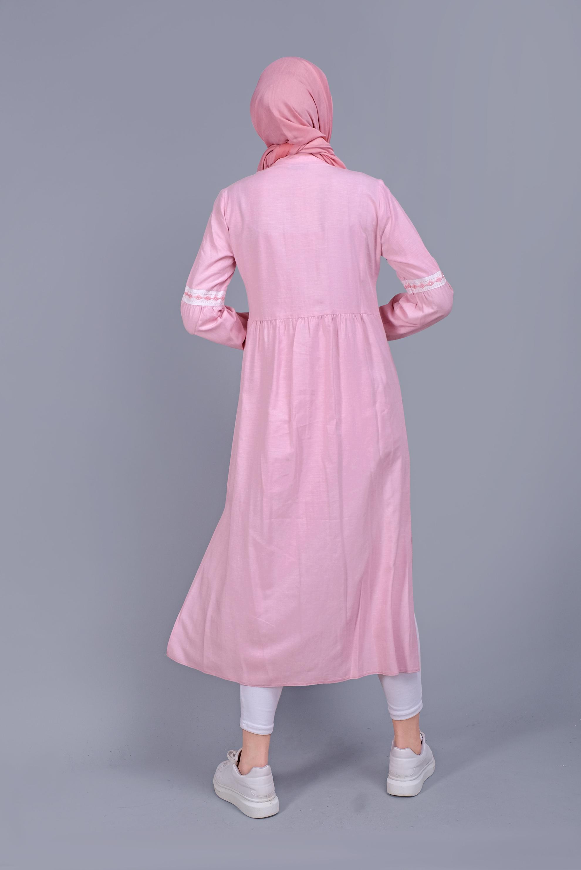 Tesettür giyim PEMBE NAKIŞLI BAĞCIKLI KETEN TUNİK 40779 