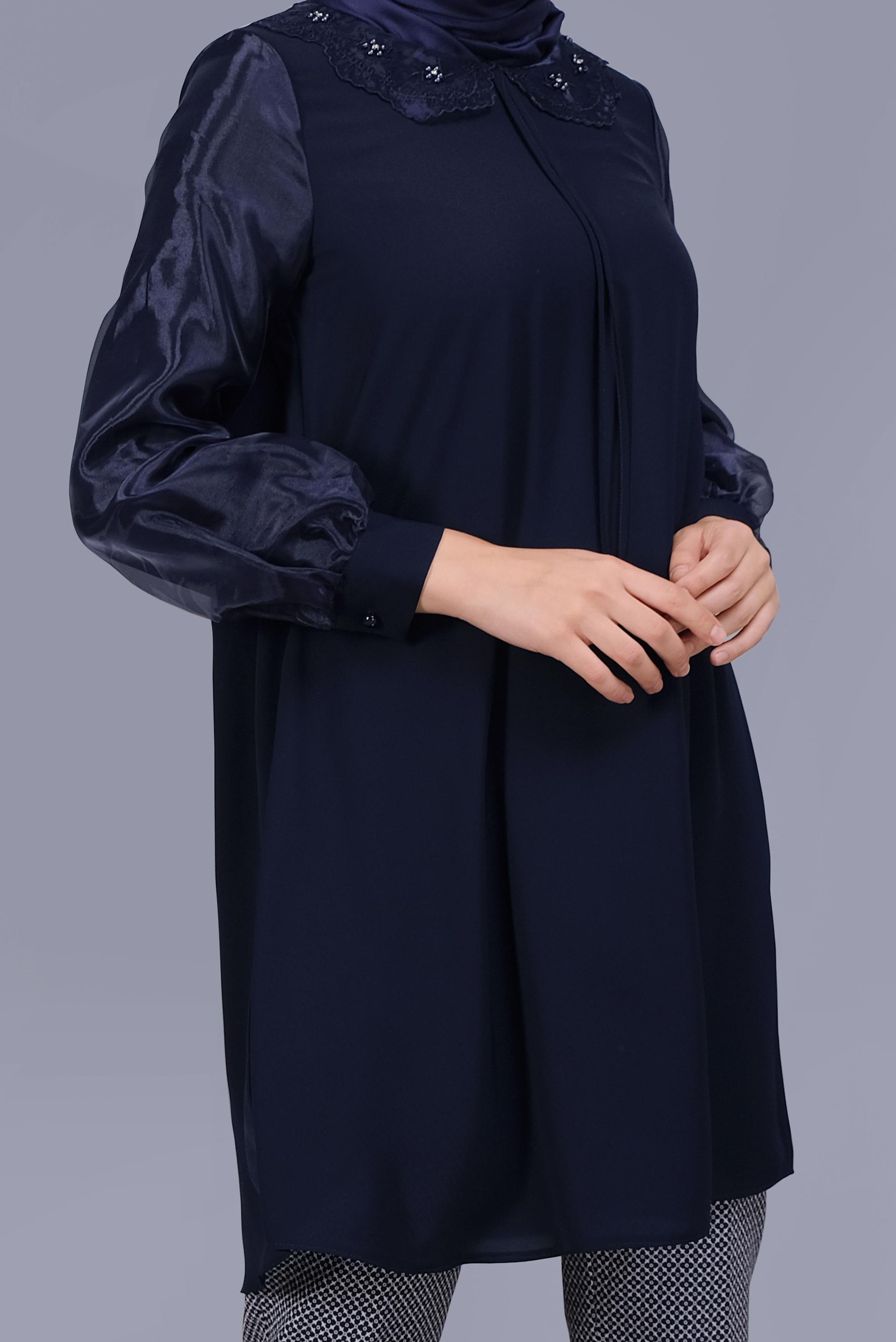 Tesettür giyim LACİVERT BEBE YAKA BONCUK İŞLEMELİ TUNİK 40796 