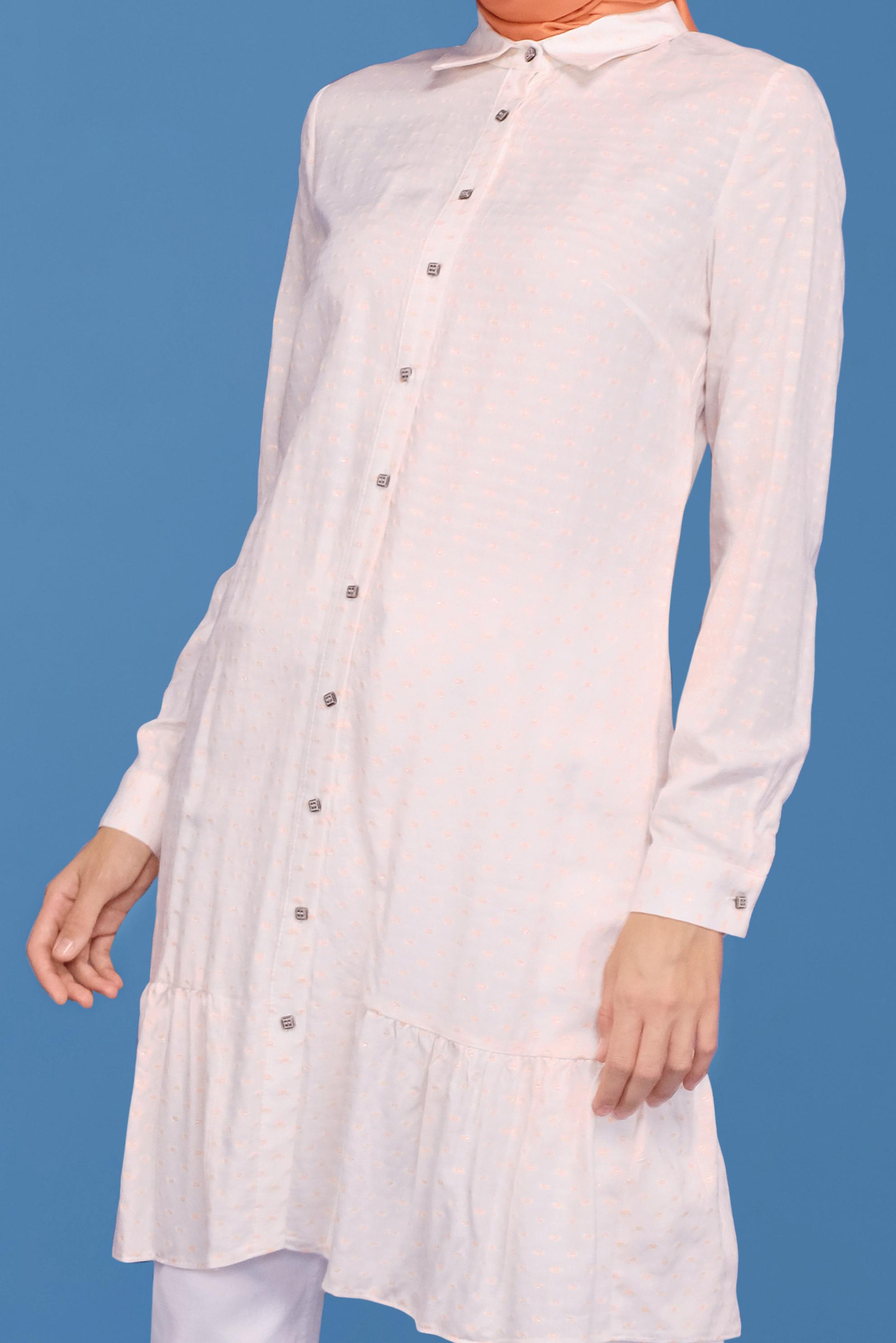 Tesettür giyim BEYAZ ETEK UCU FIRFIRLI DESENLİ TUNİK 40821