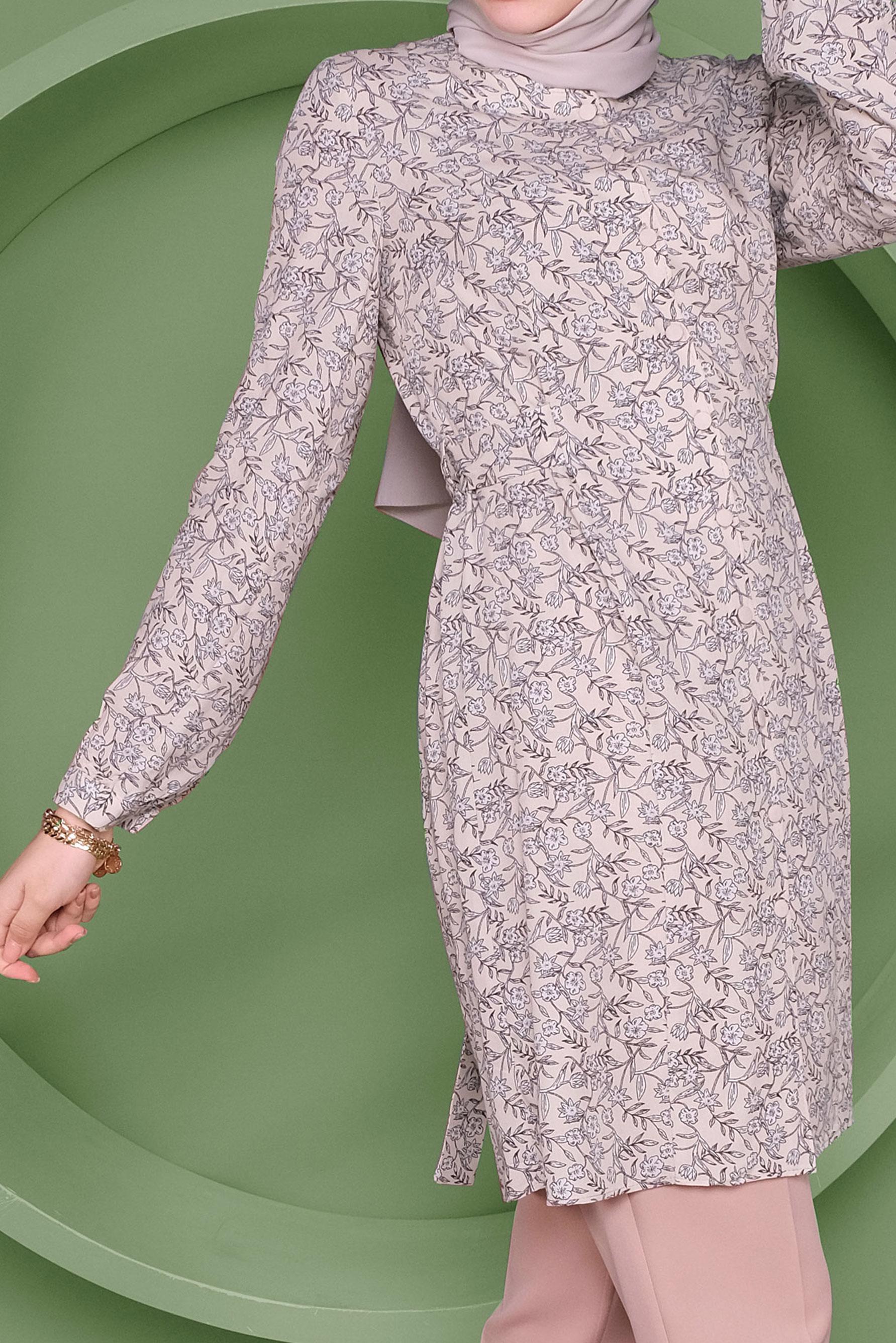 Tesettür giyim BEJ ÇİÇEK DESENLİ DÜĞMELİ TUNİK 40841