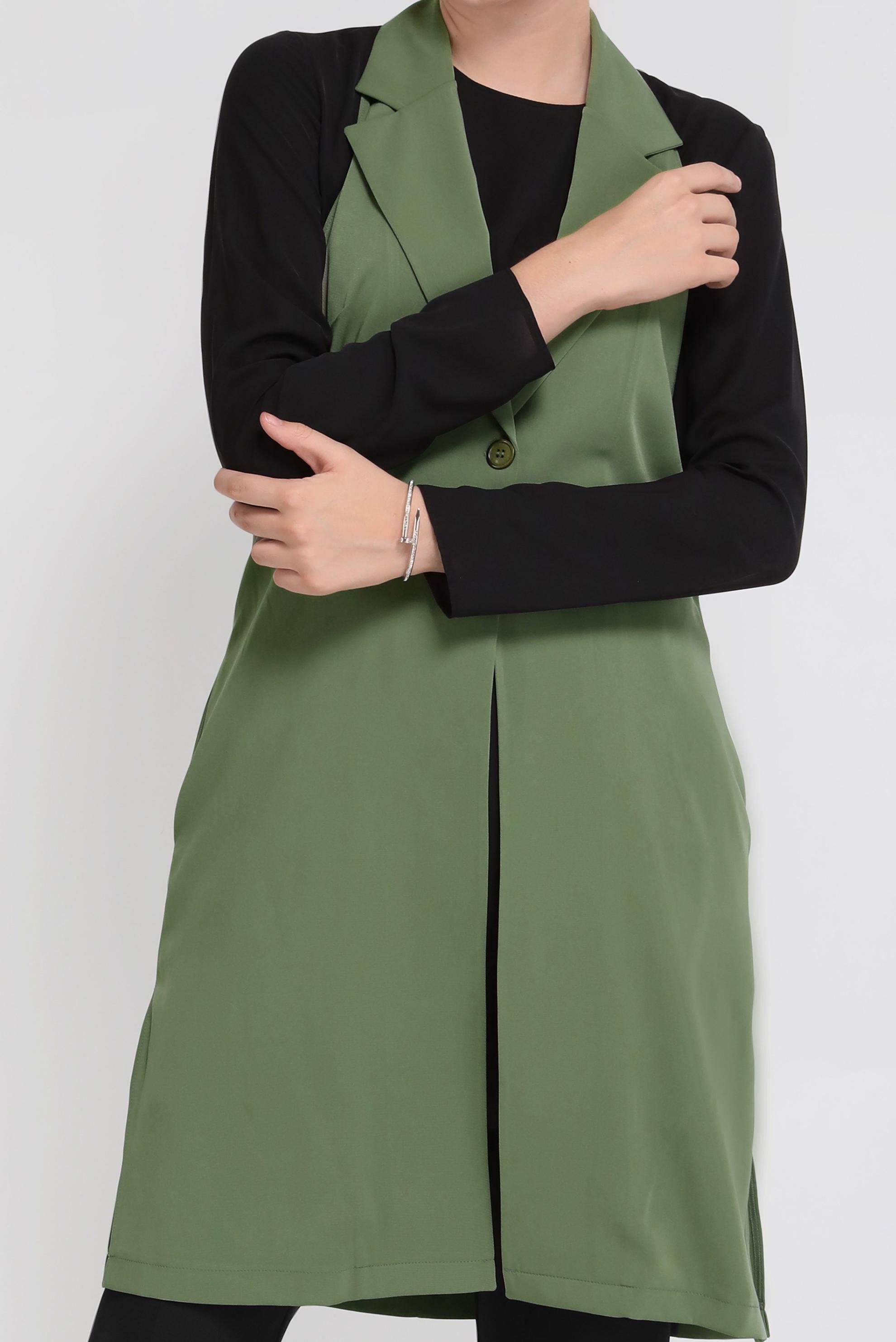 Tesettür giyim HAKİ DÜĞME DETAYLI KRUVAZE YELEK 40845